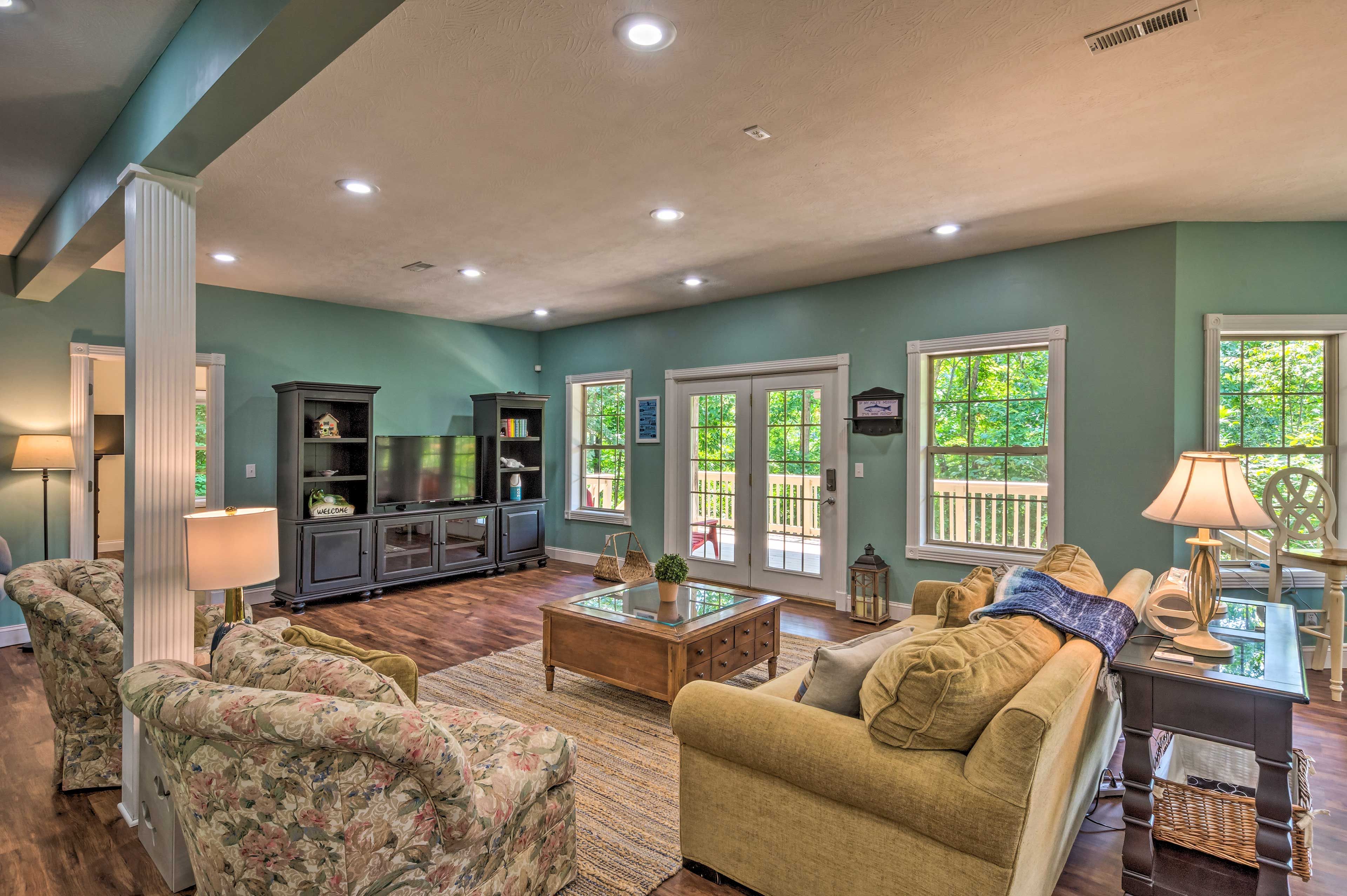 Family Room | Lower Level | 2 Sleepers Sofas