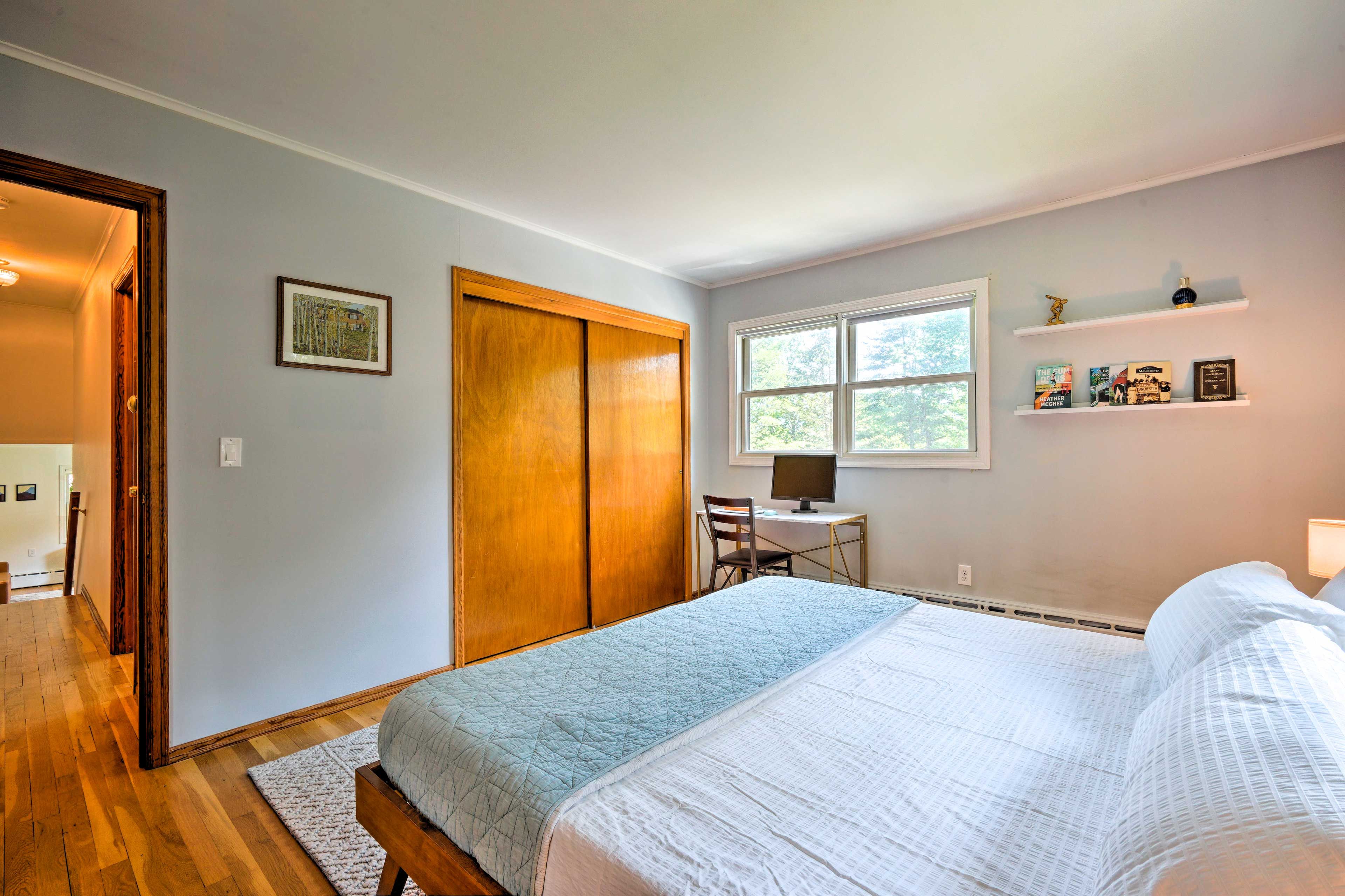 Bedroom 2 | Laptop-Friendly Workspace