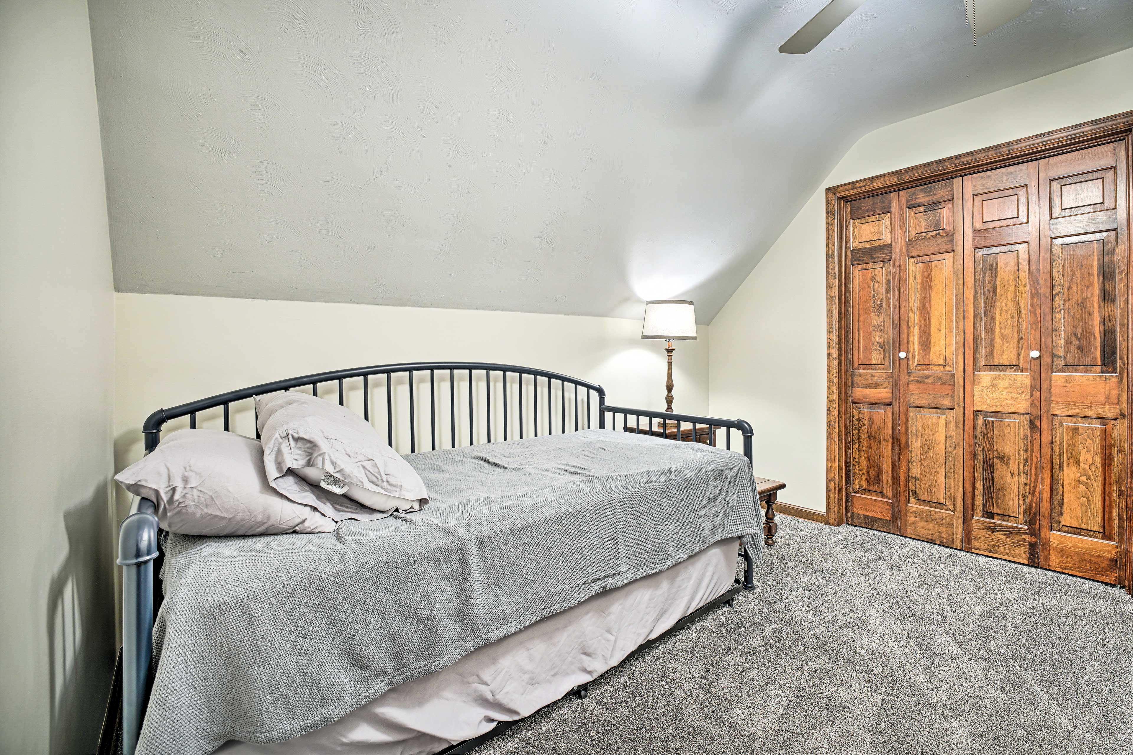 Bedroom 1 | Upper Level | Twin Bed | Twin Trundle Bed