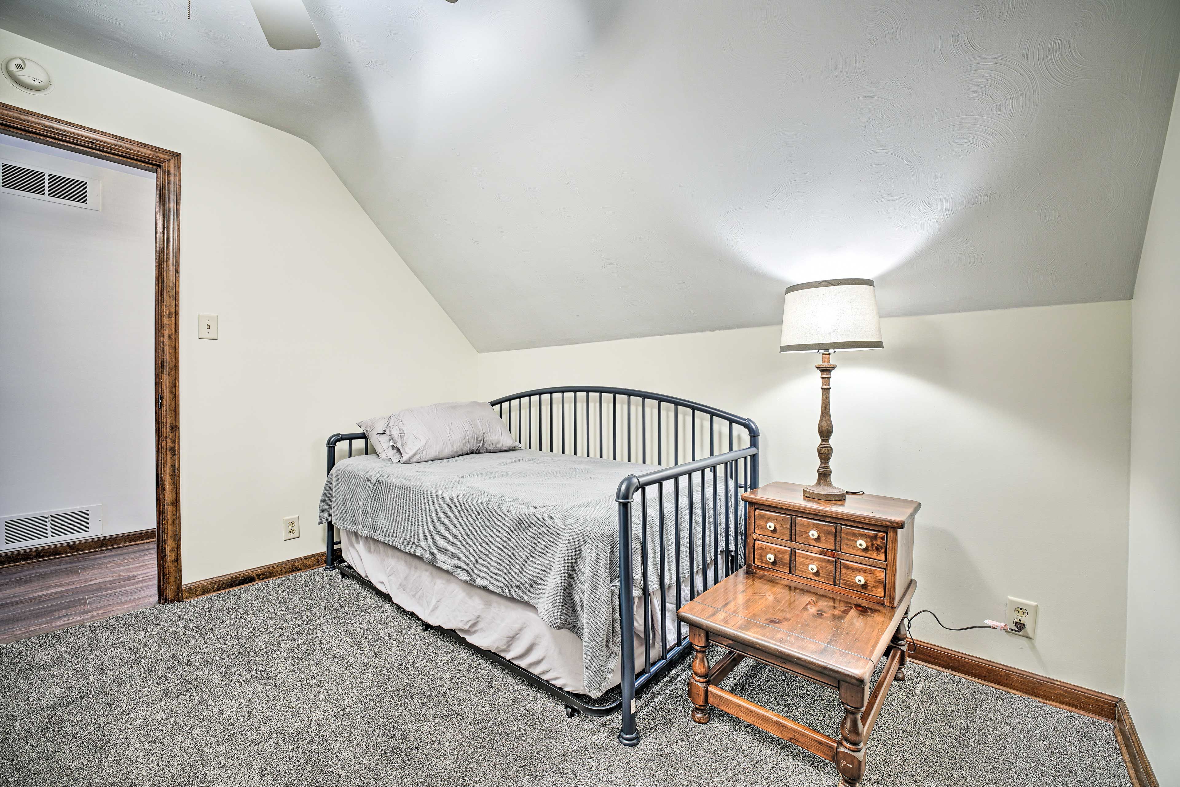 Bedroom 1 | Linens Provided