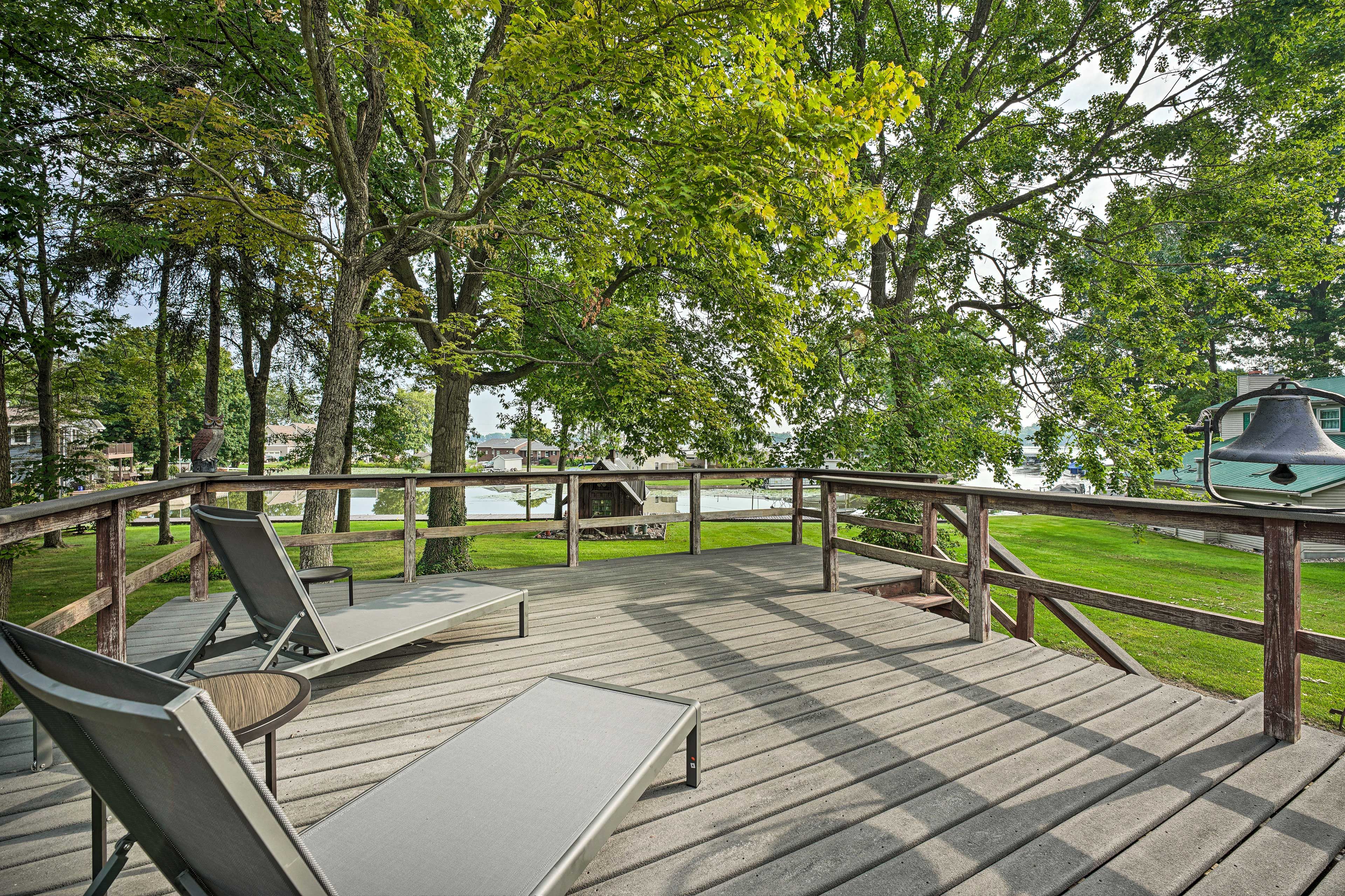 Private Deck | Lake Views
