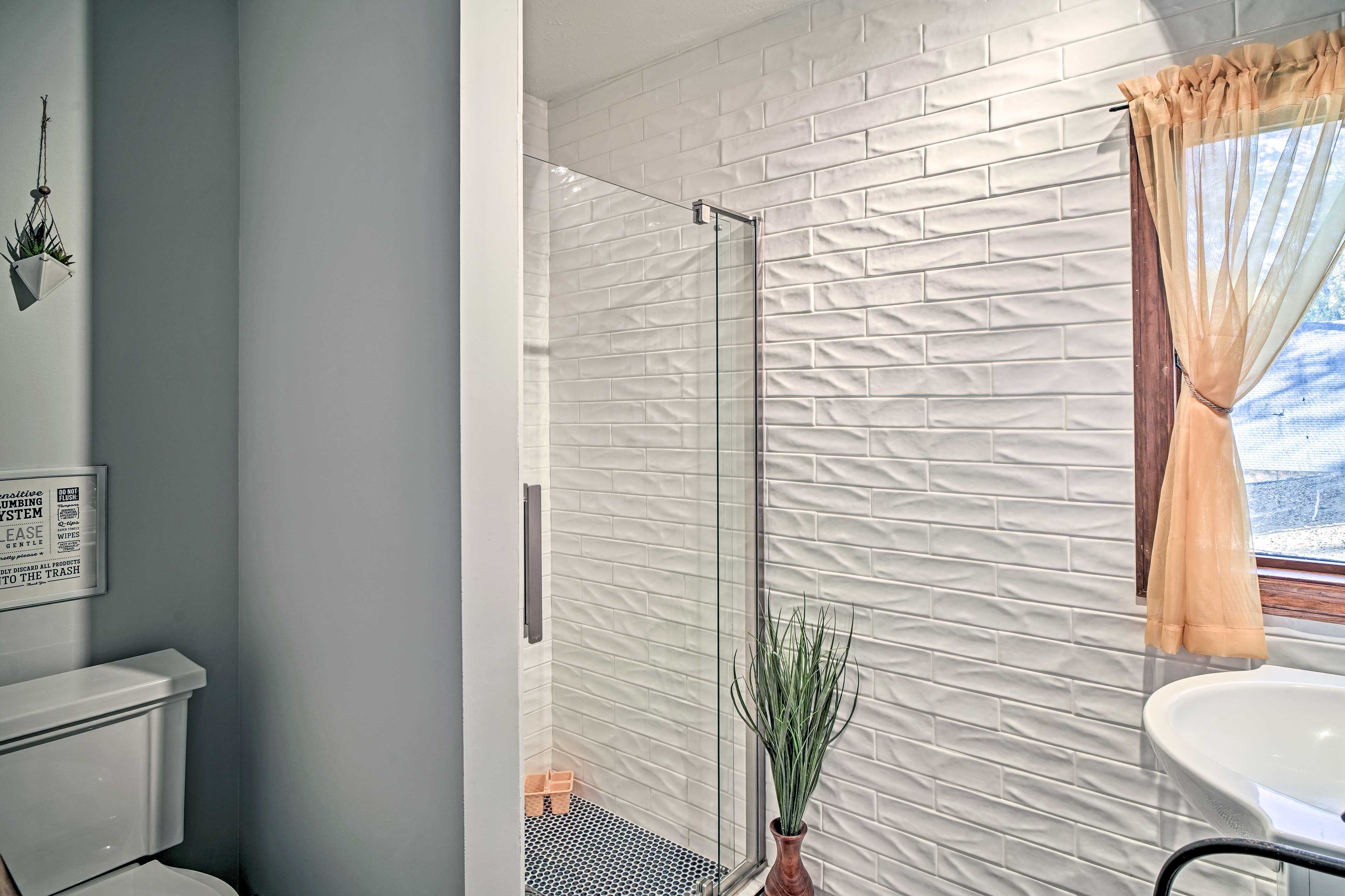 Bathroom | Towels Provided