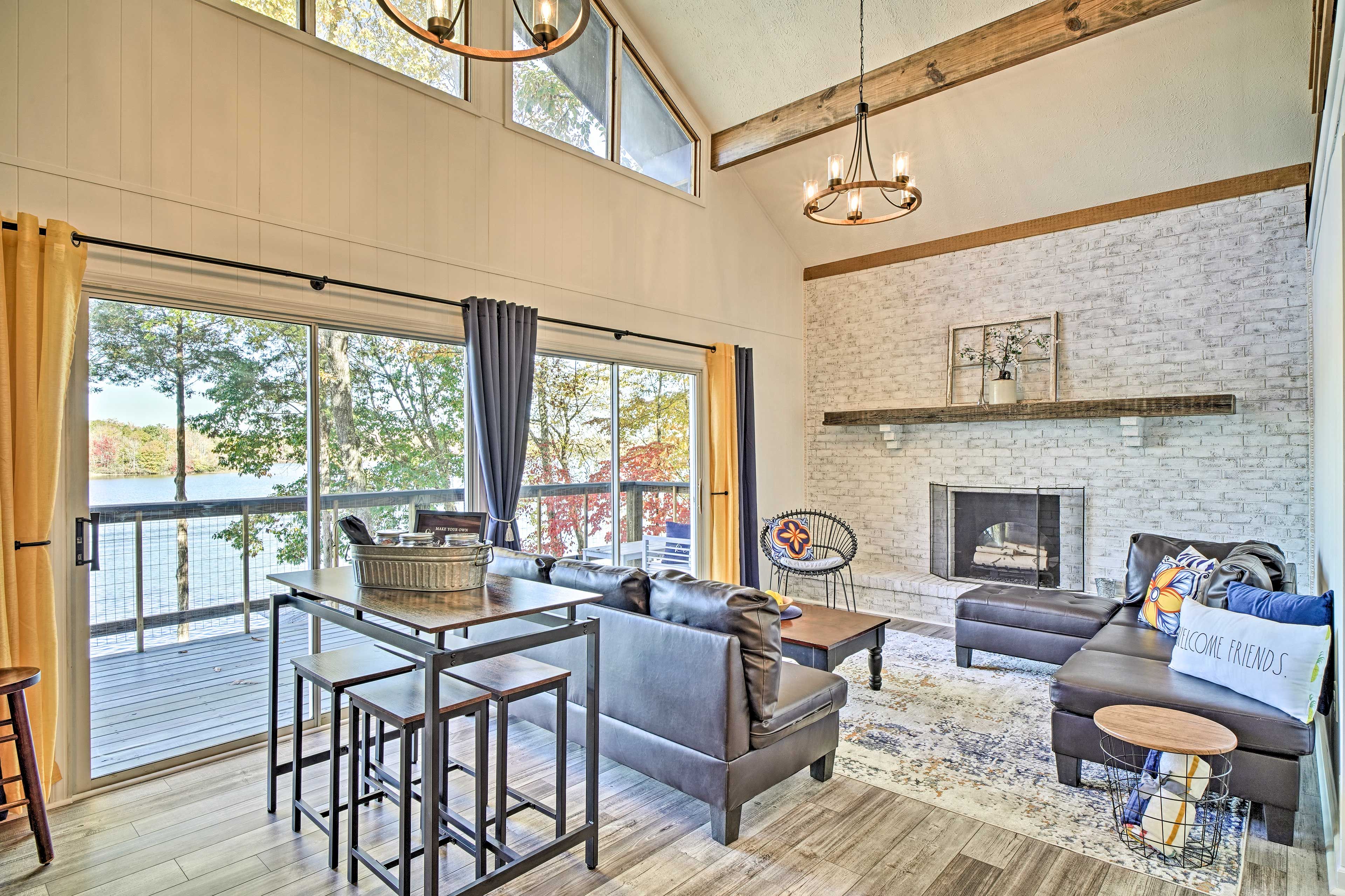 Living Room | Keyless Entry