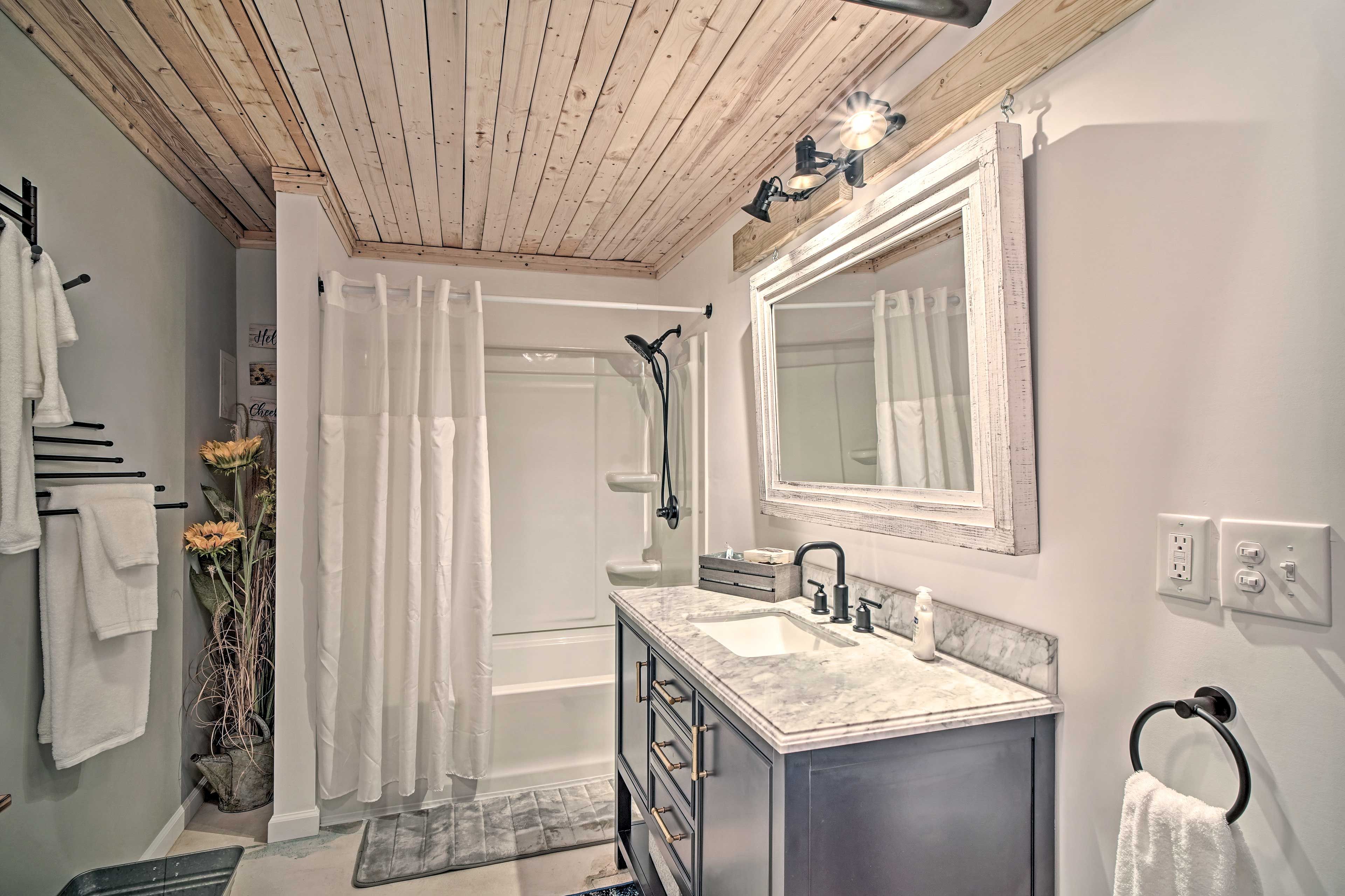 Bathroom | Complimentary Toiletries