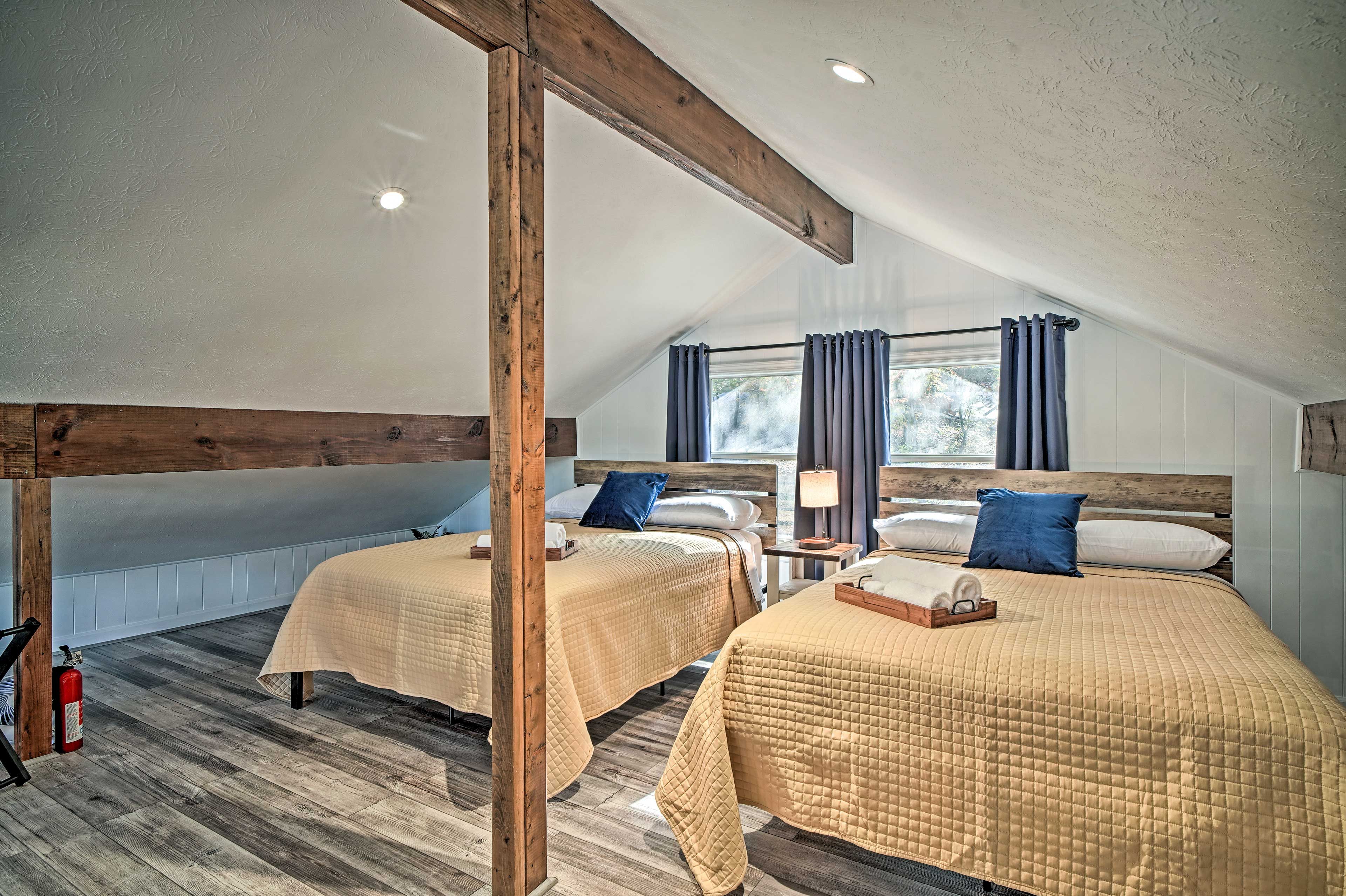Bedroom 4 (Loft) | 2 Full Beds