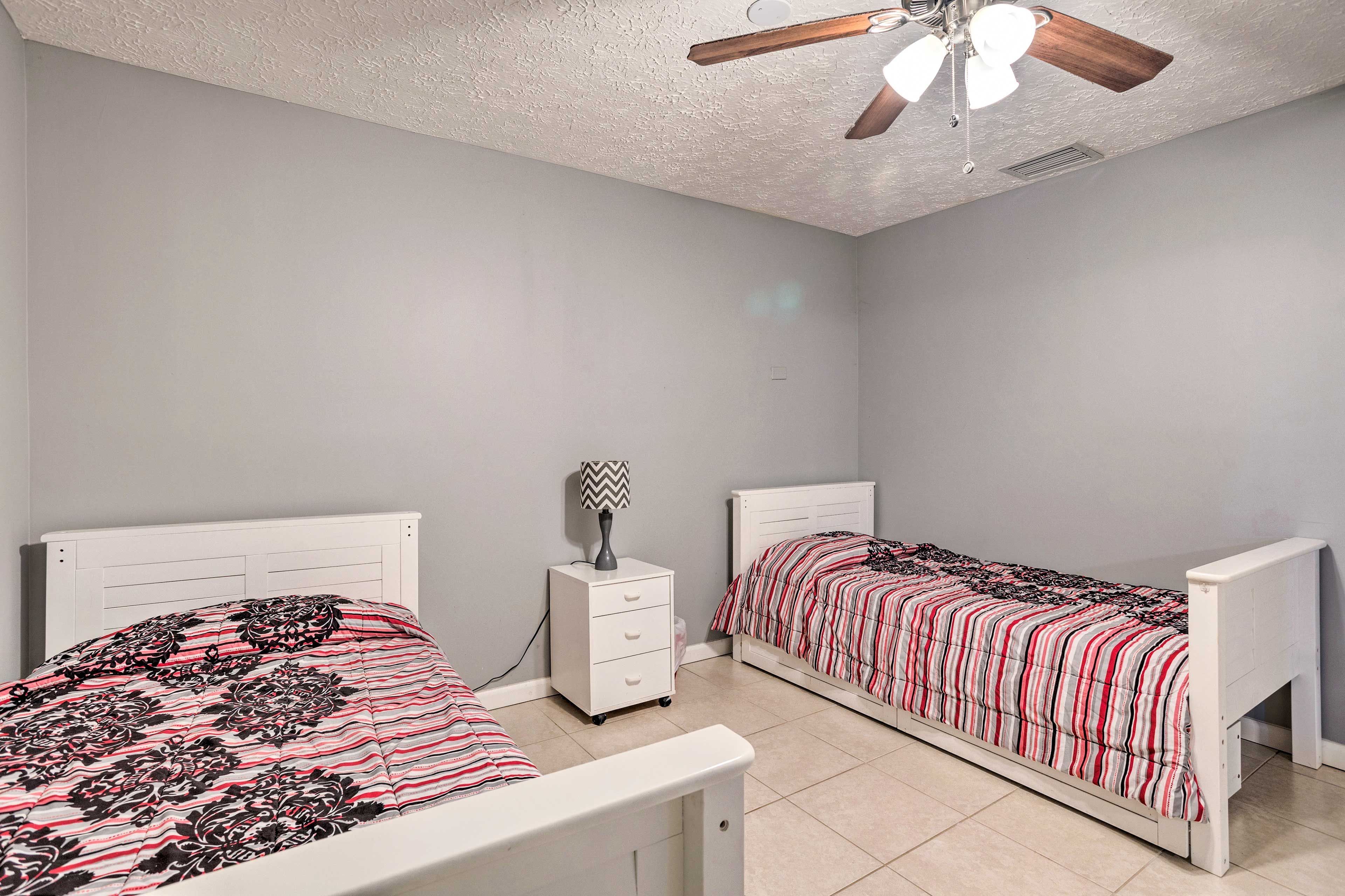 Bedroom 2 | Linens Provided