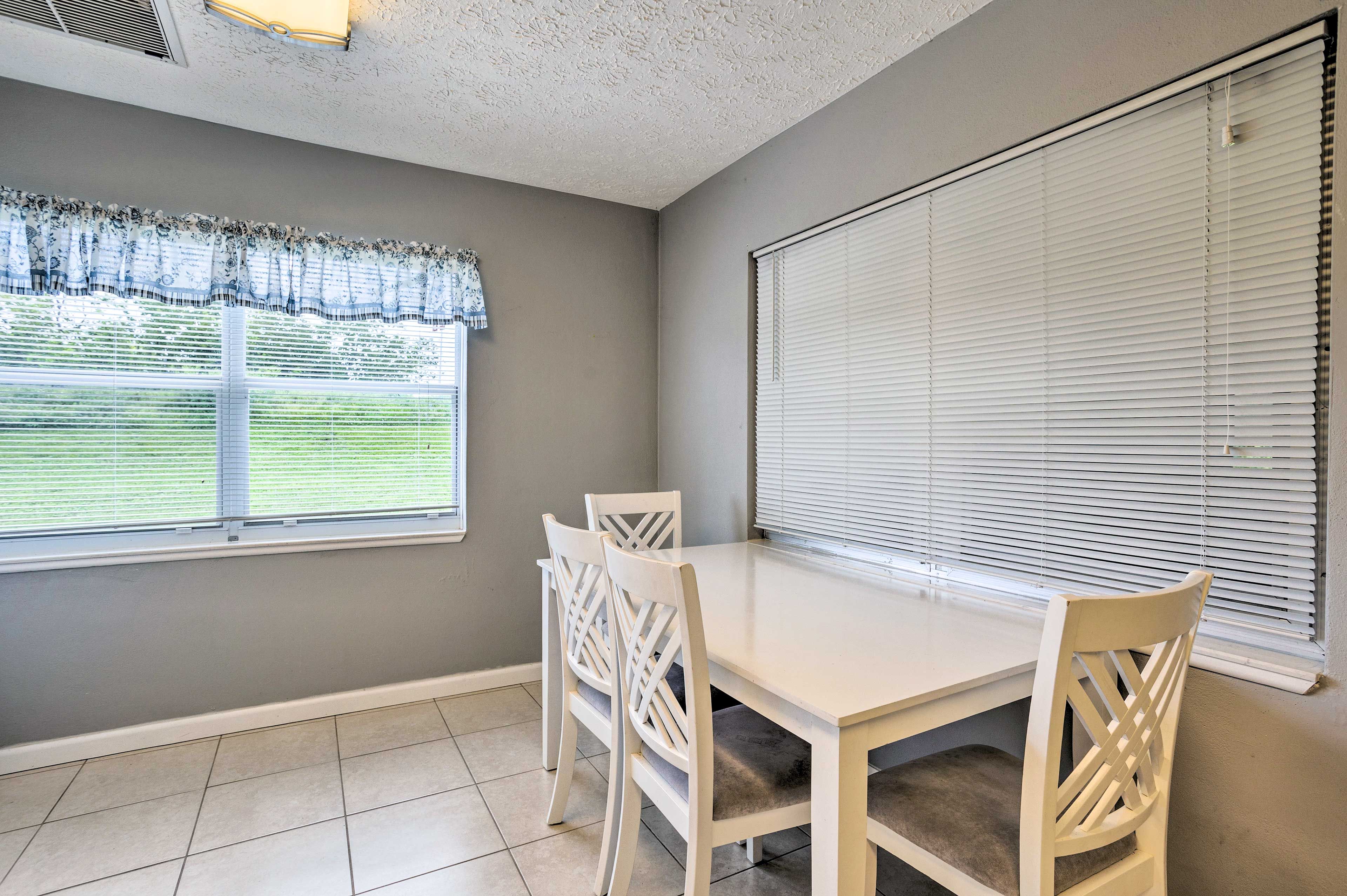 Dining Space | Dishware & Flatware