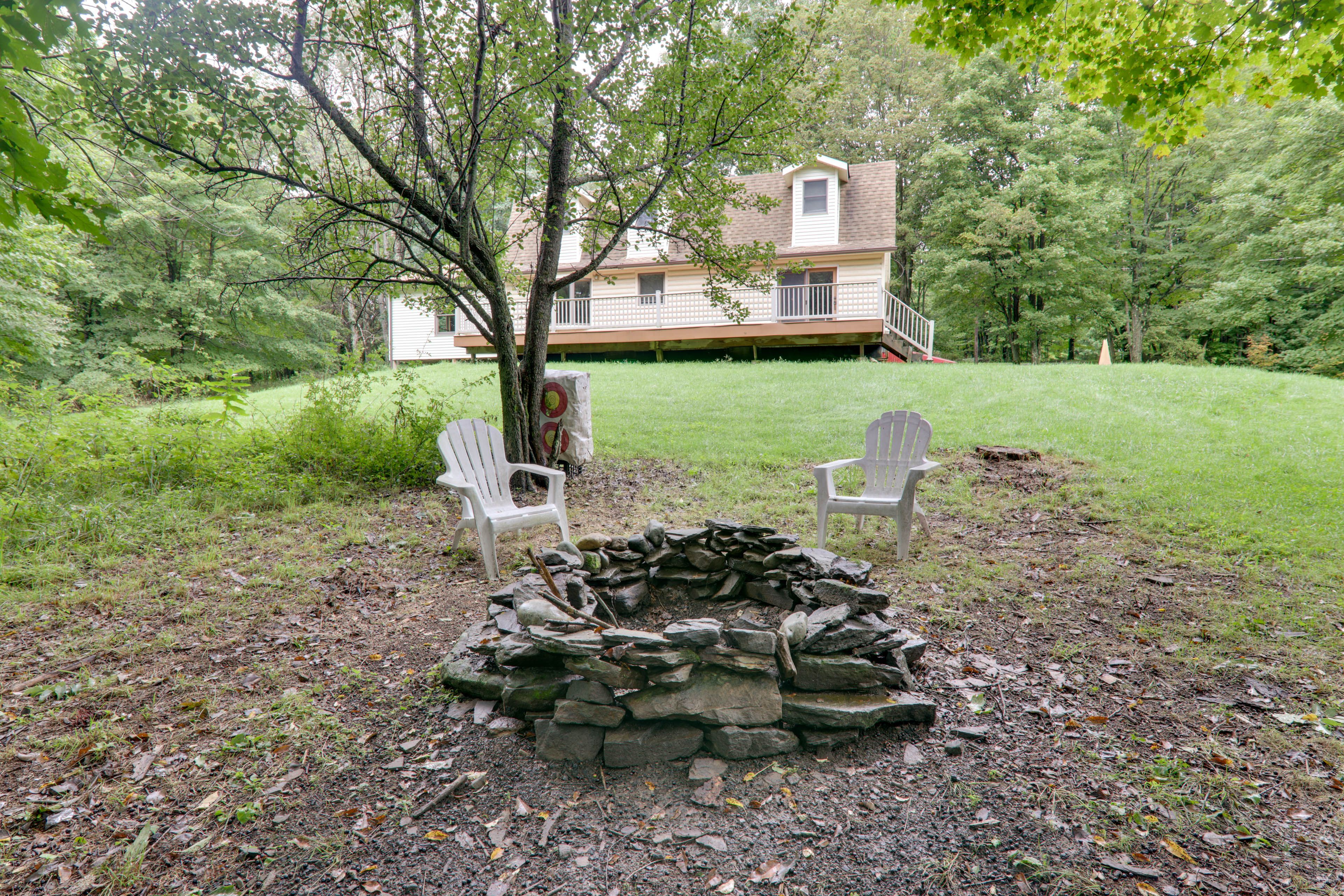 Backyard | Fire Pit | Wood Provided