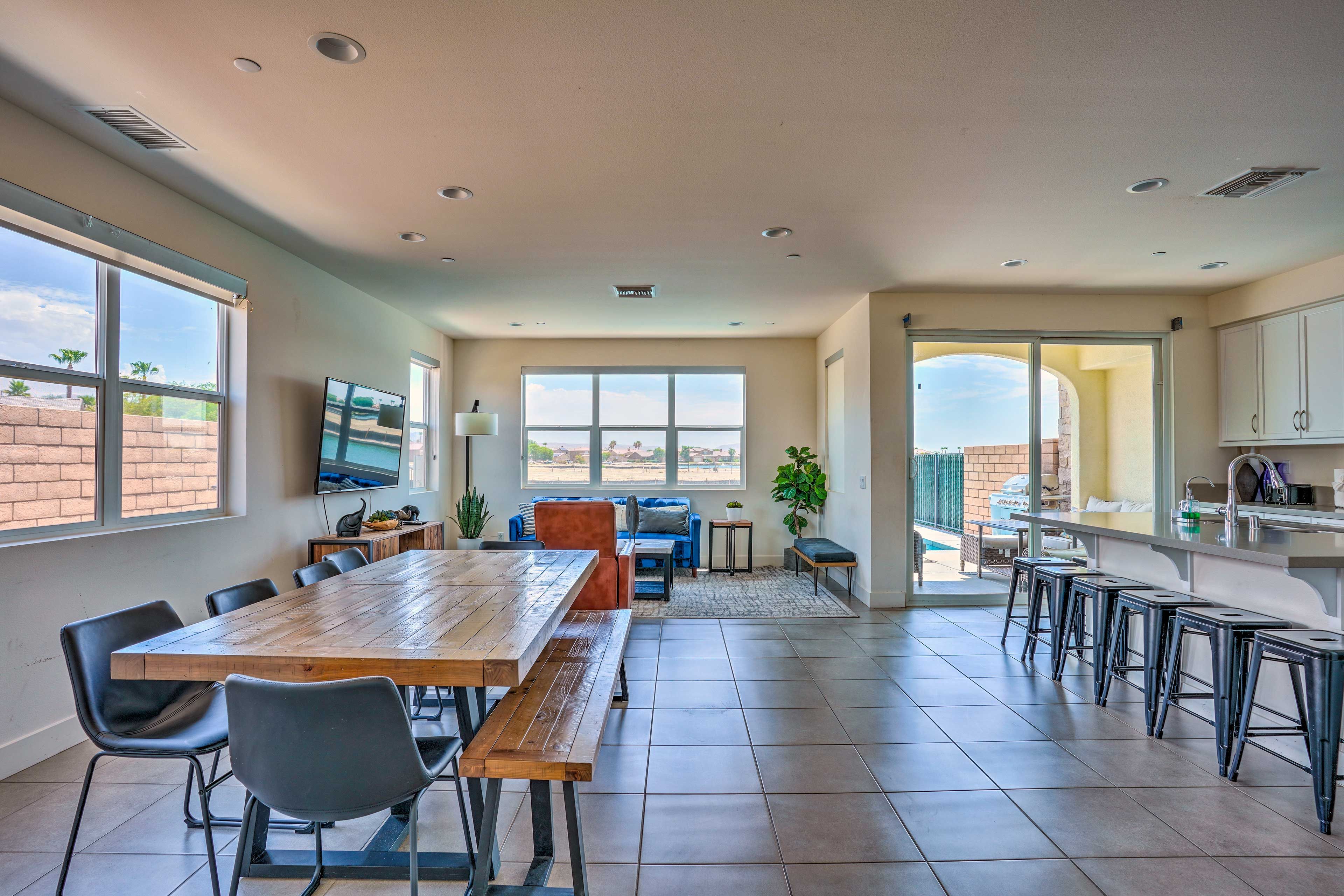 Dining Area | Free WiFi | Open-Plan Interior