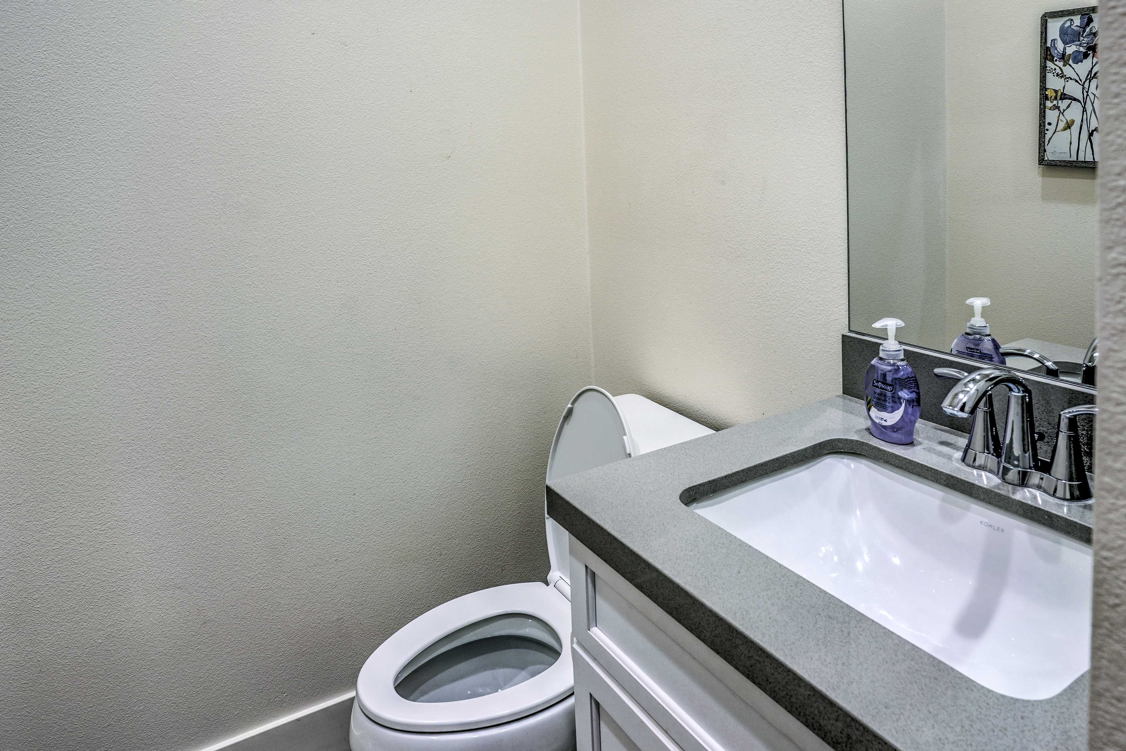 Half Bathroom | 1st Floor