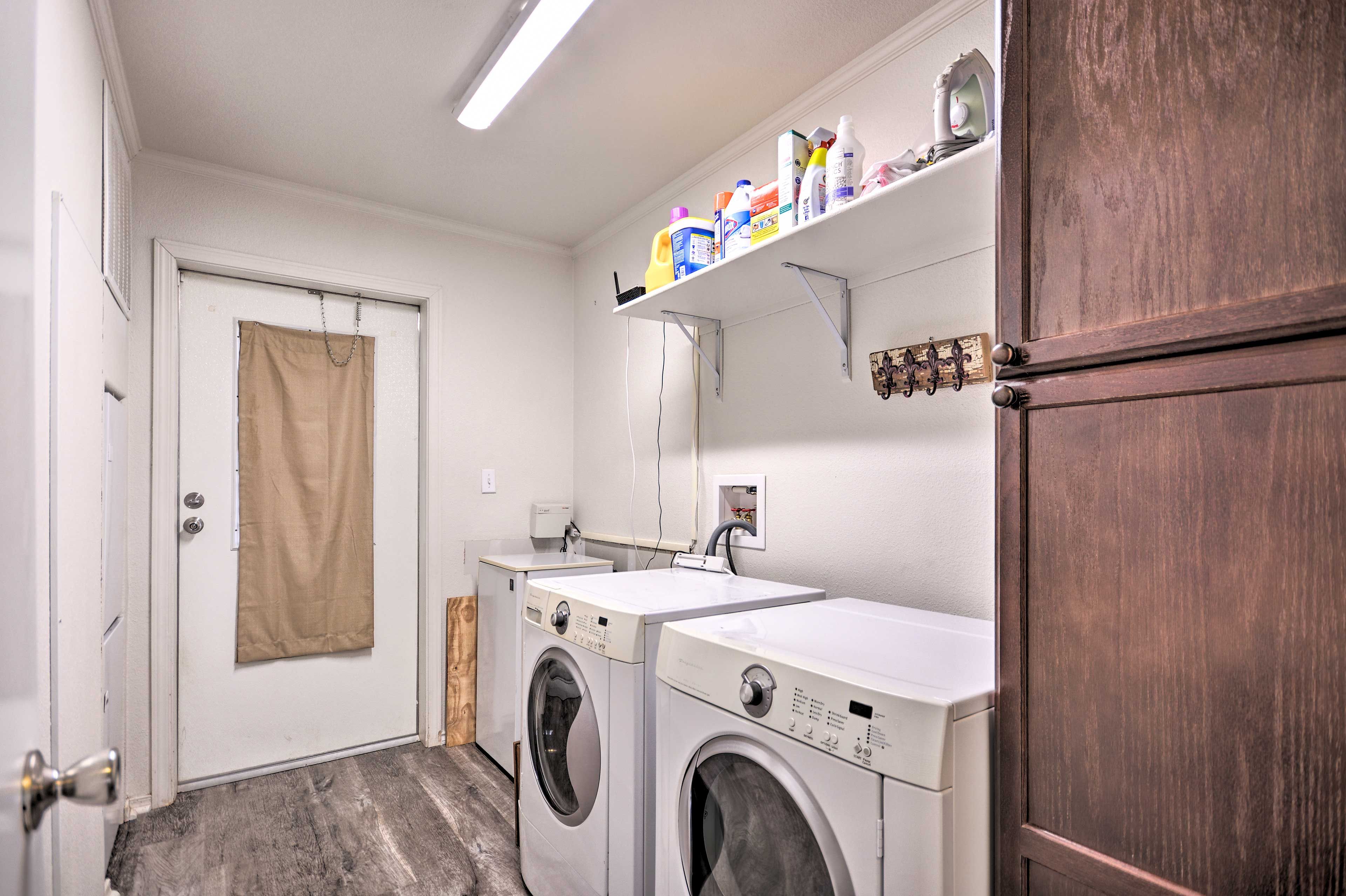 In-Unit Washer & Dryer | Laundry Detergent