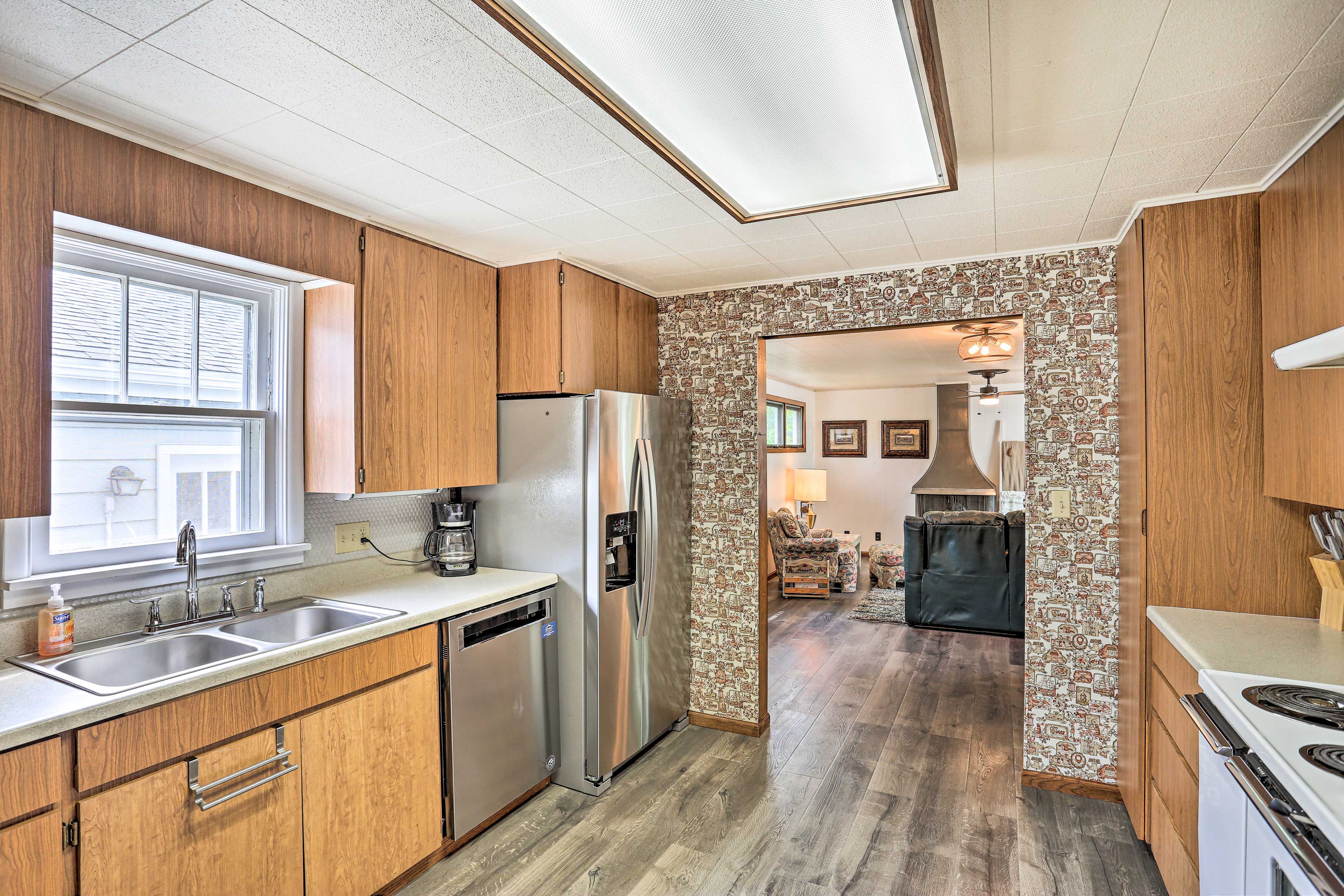 Kitchen | Fully Equipped | Cooking Basics