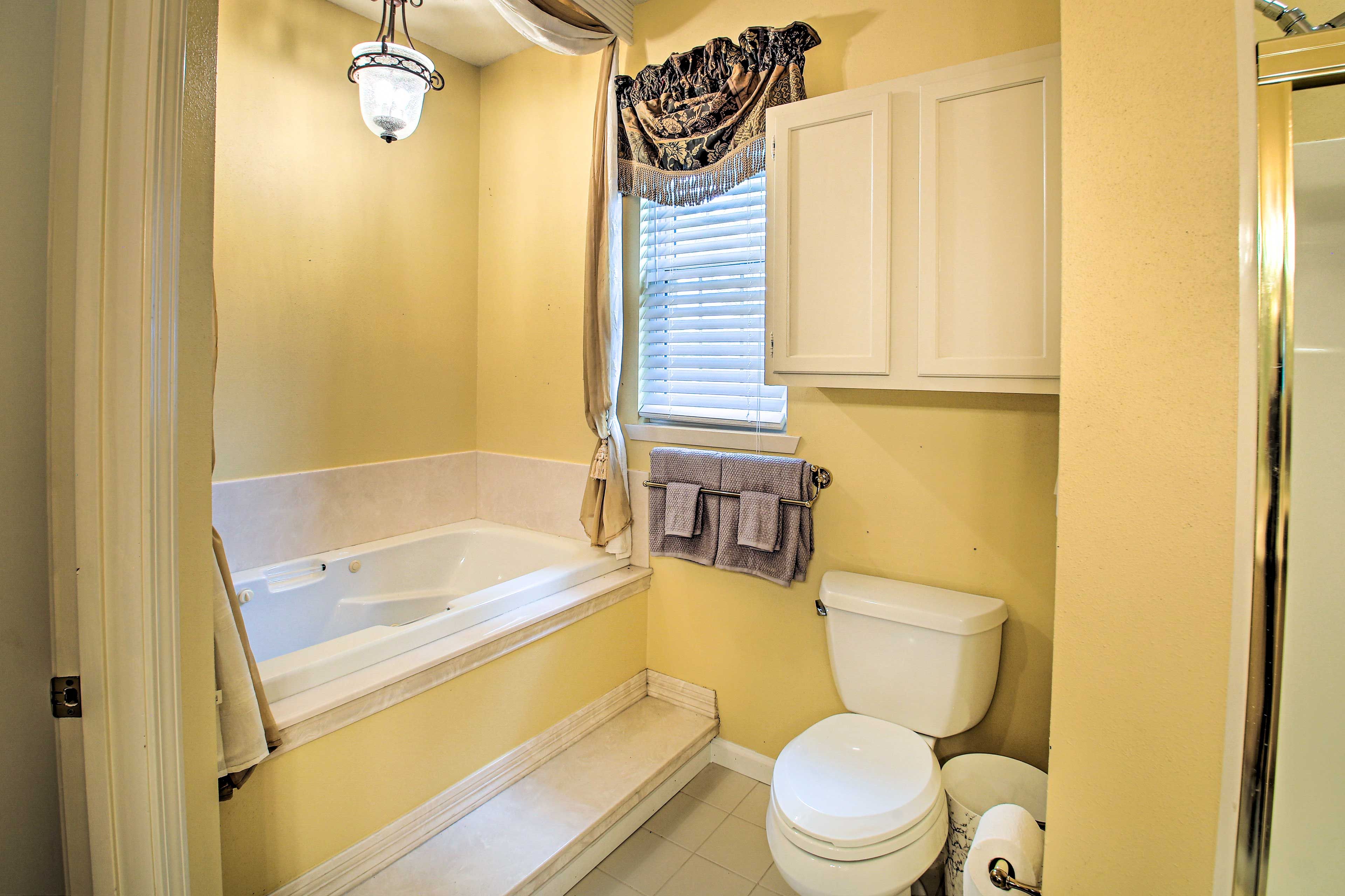 En-Suite Bathroom