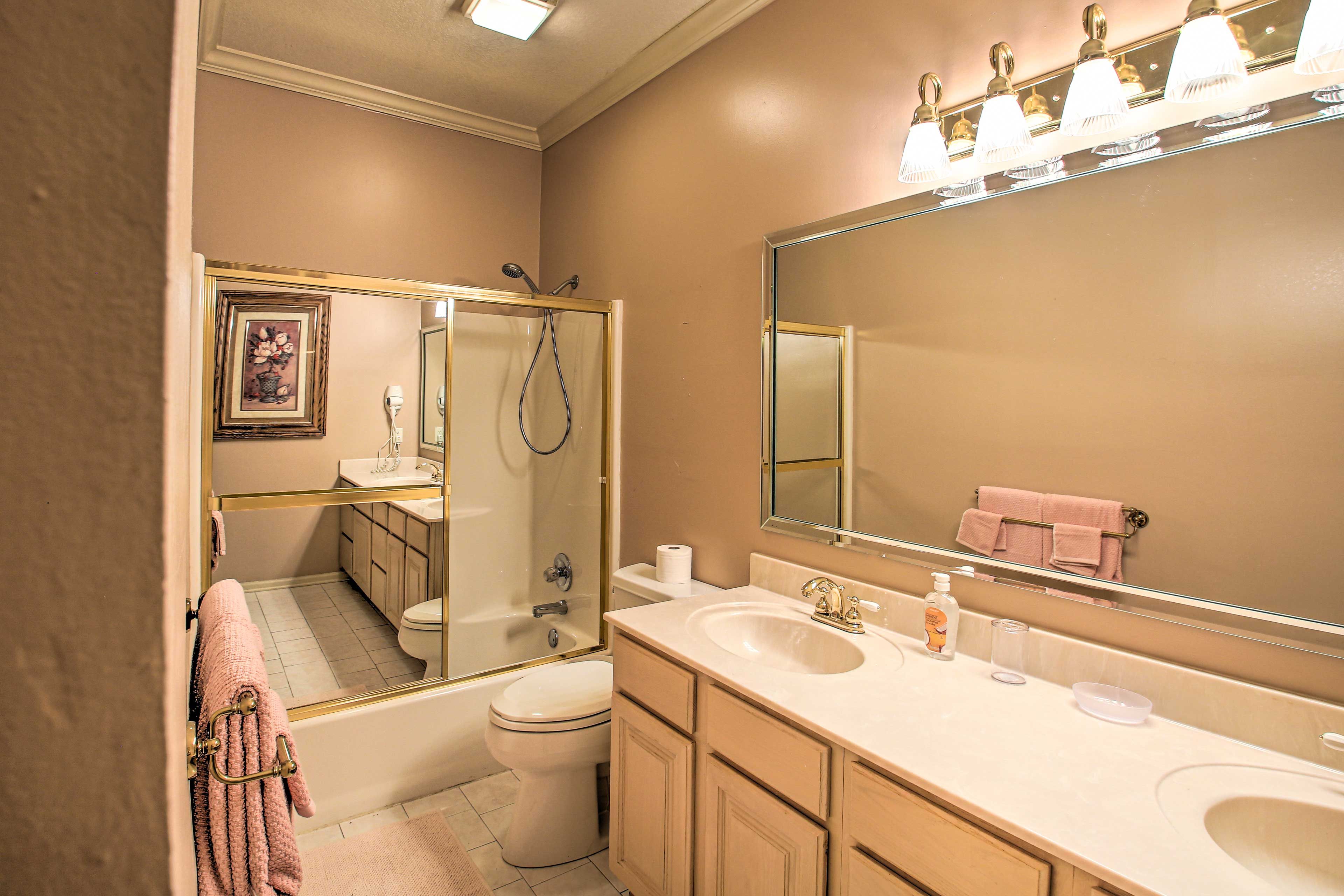 Full Bathroom