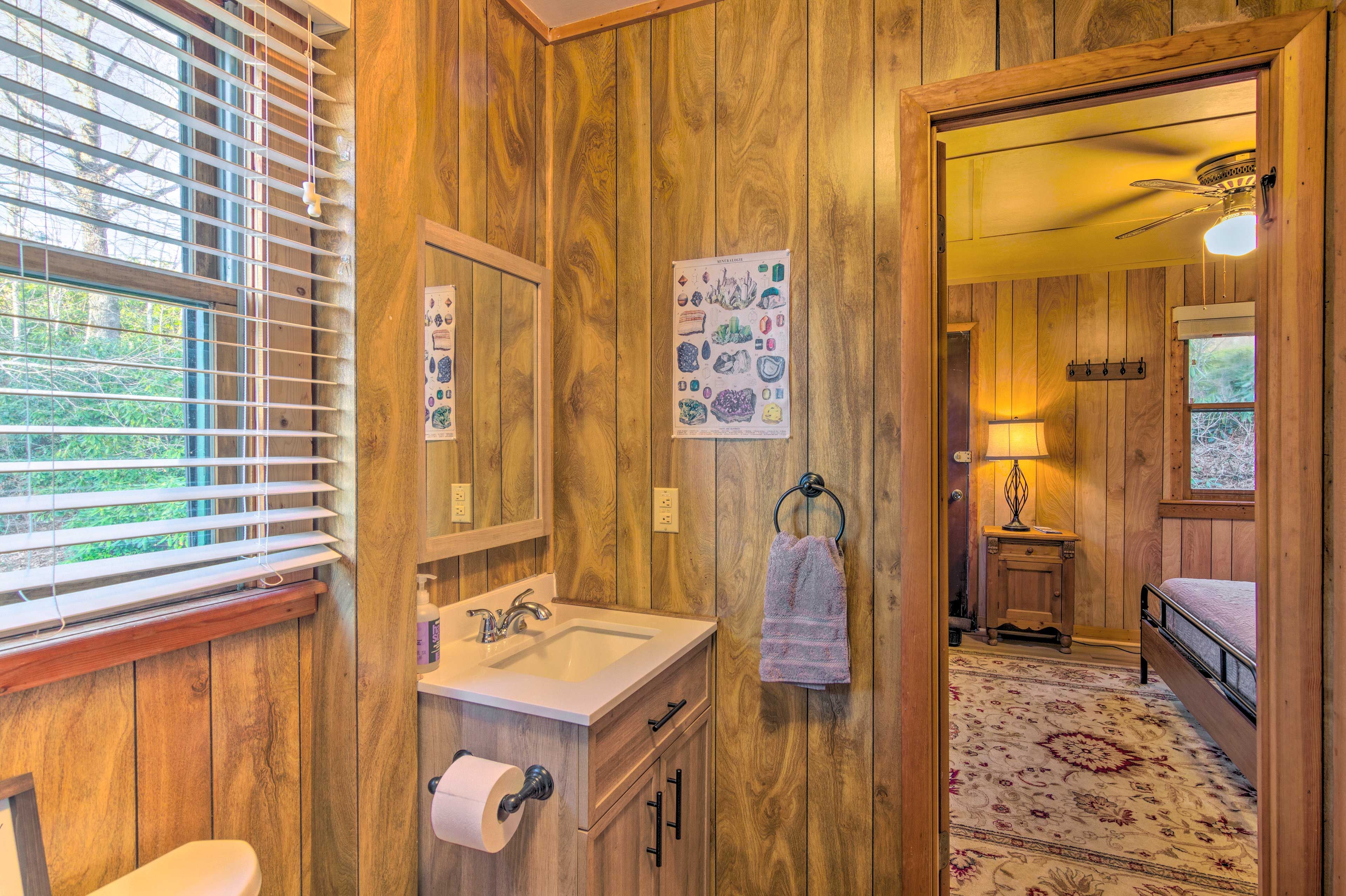 Full Bathroom