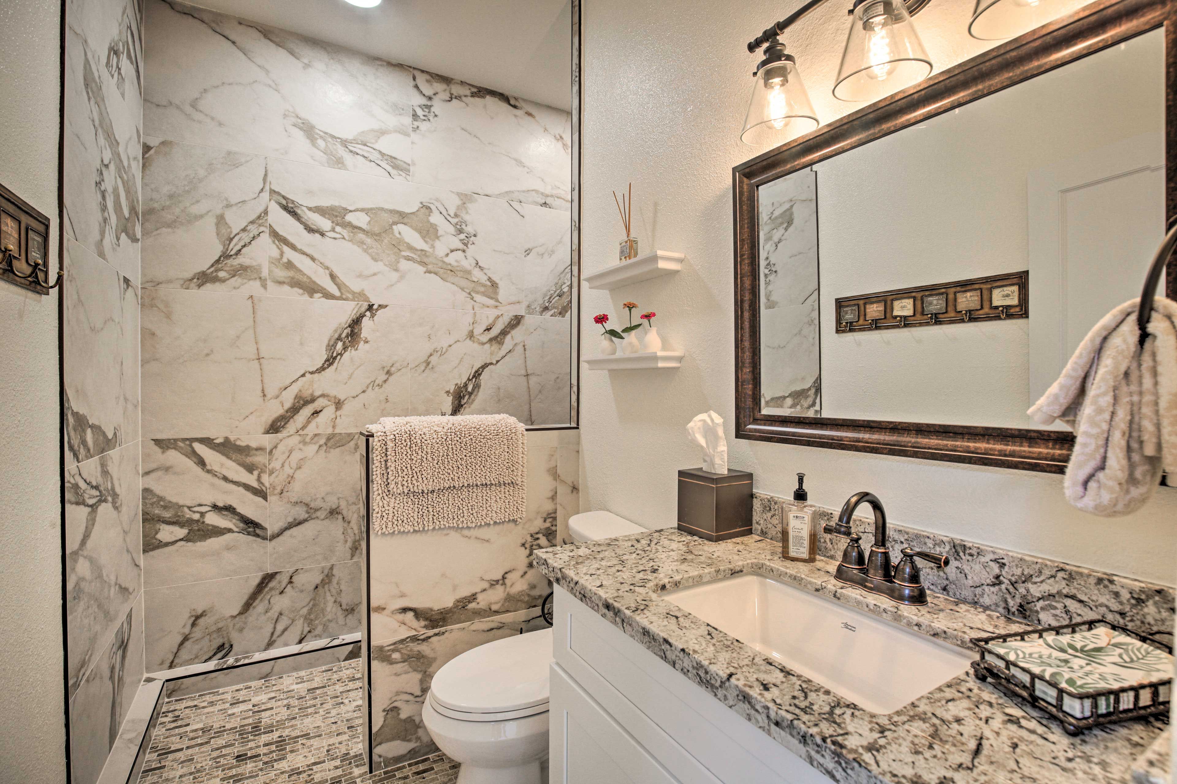 Bathroom | Complimentary Toiletries | Hair Dryer