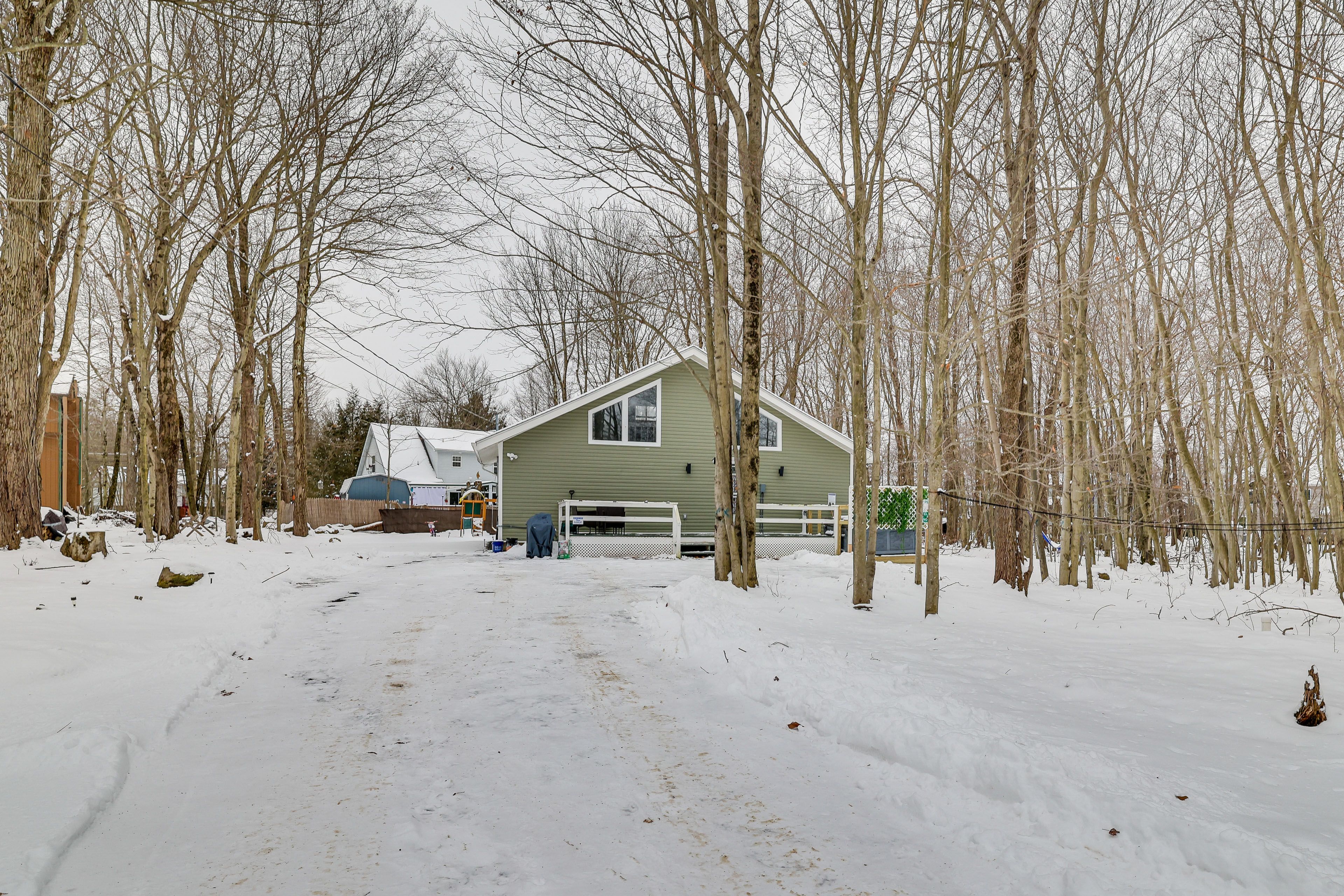 Property Exterior | Driveway Parking (4 Vehicles)