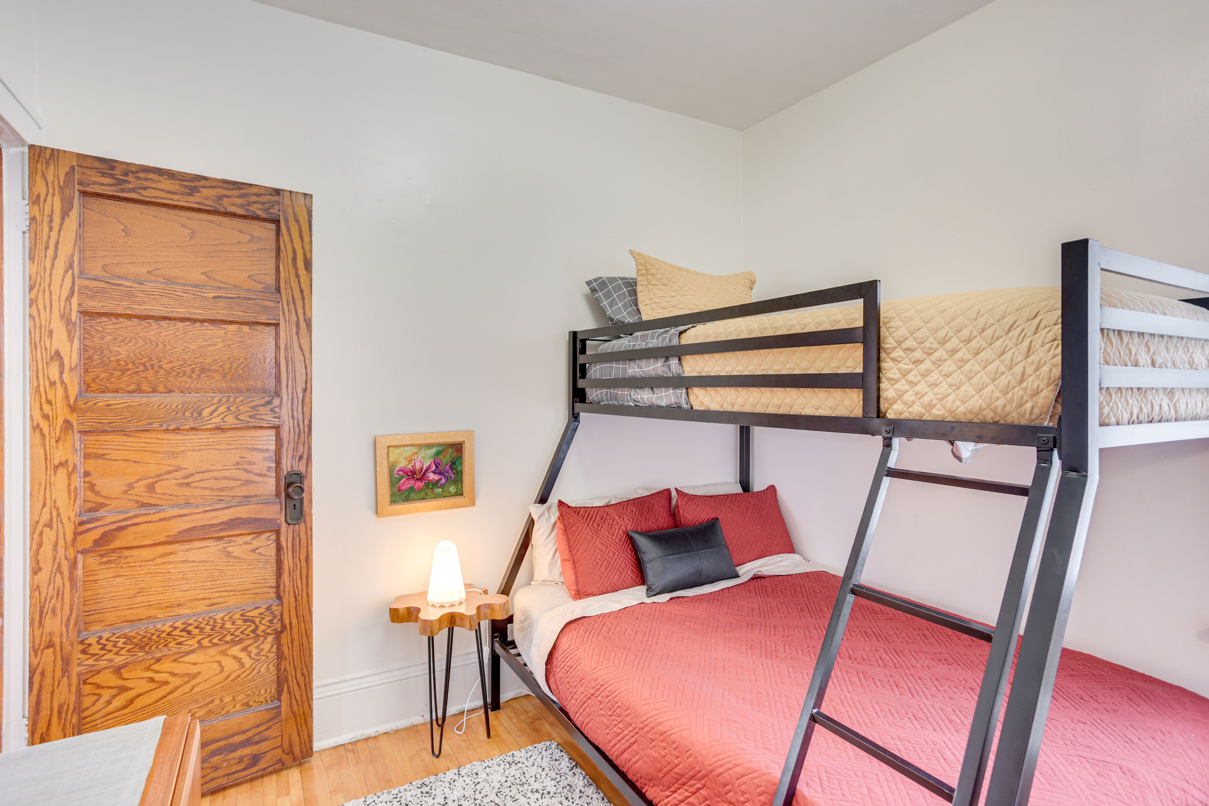 Bedroom 2 | Twin/Full Bunk Bed | 1st Floor
