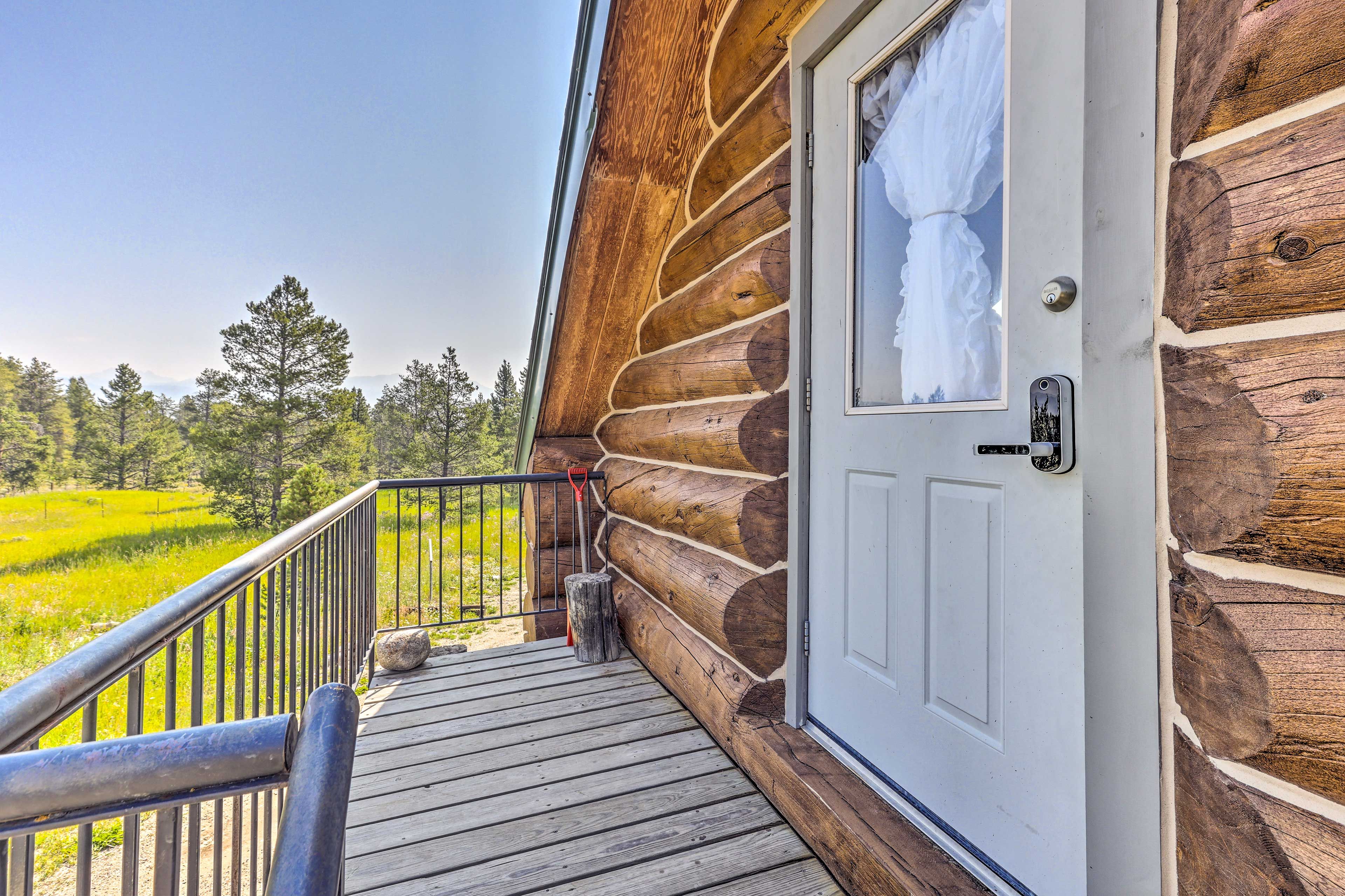 Studio Entryway | Exterior Security Camera (1, Facing Out)