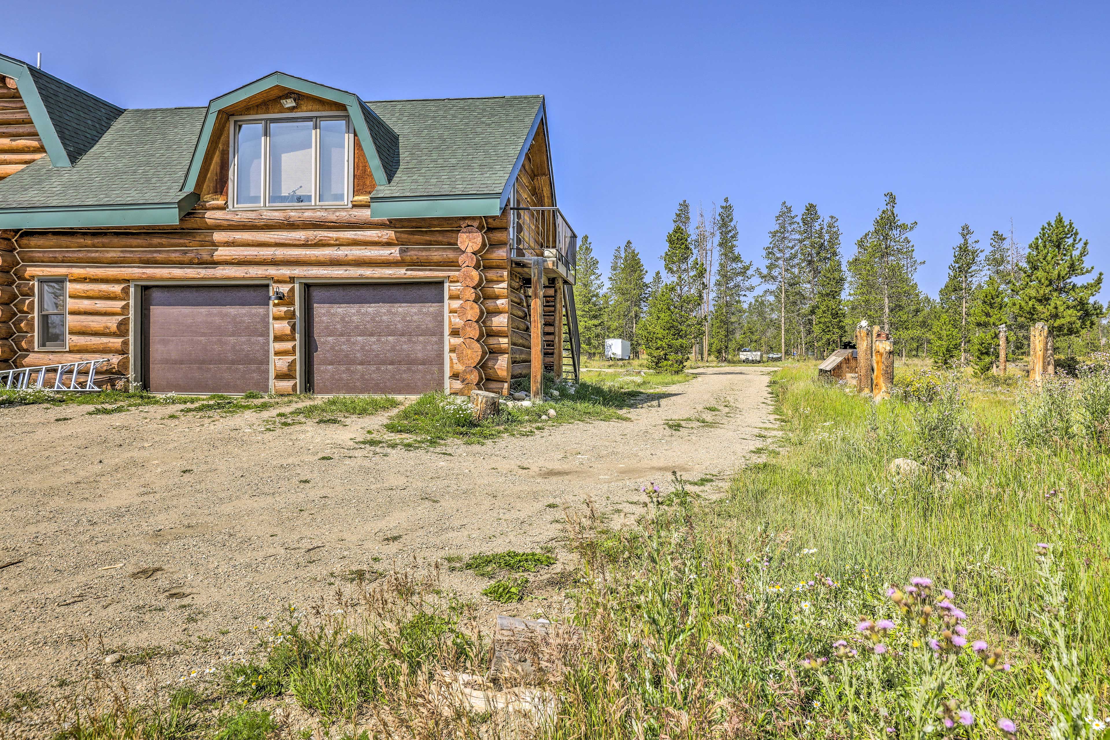 Studio Exterior | Driveway Parking (2 Vehicles) | RV/Trailer Parking