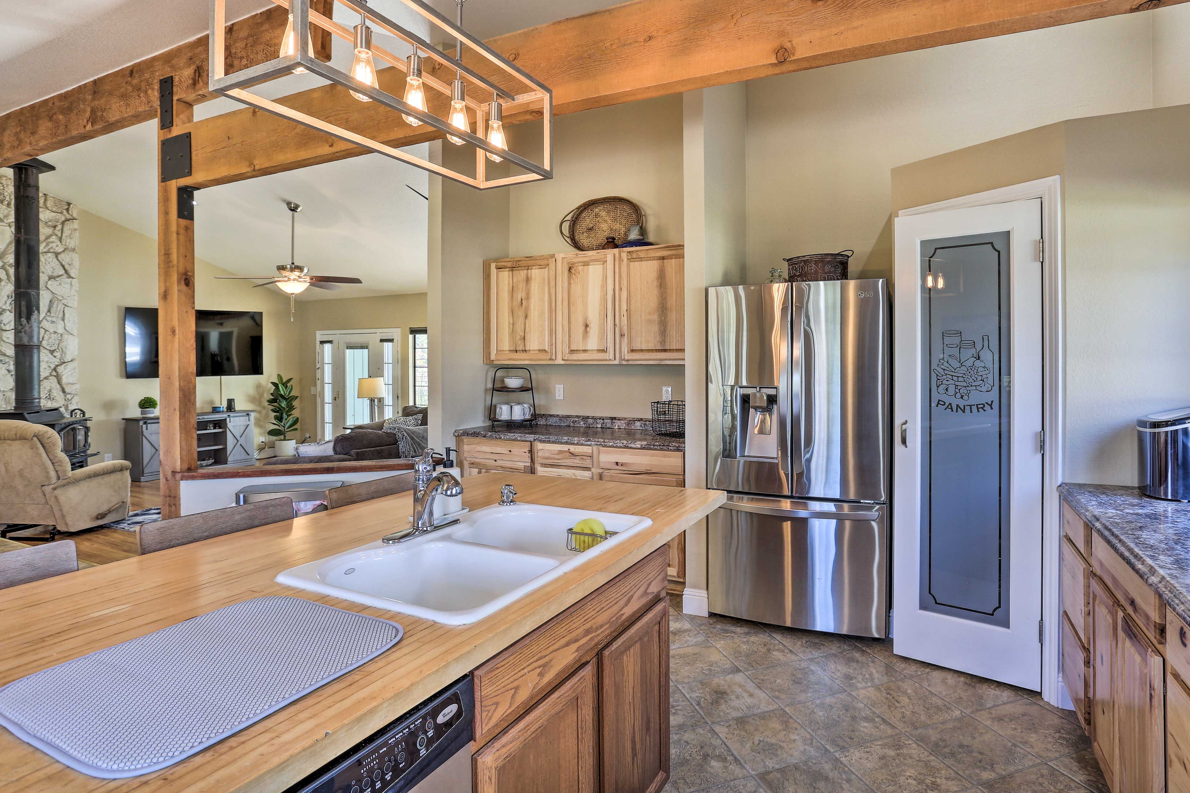 Kitchen | Coffee Maker | Toaster | Blender | Crock-Pot