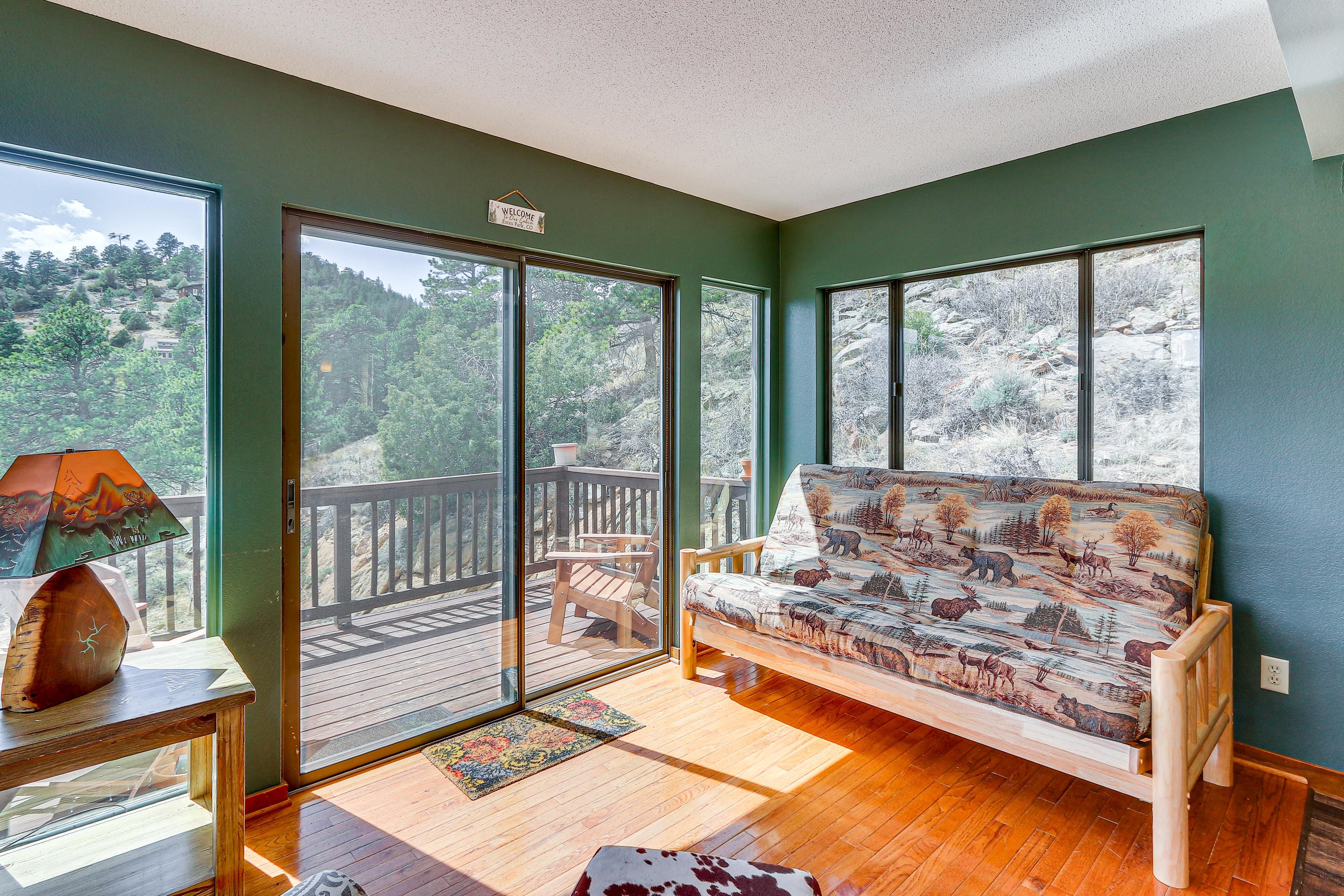 Seating Area | Upper Level