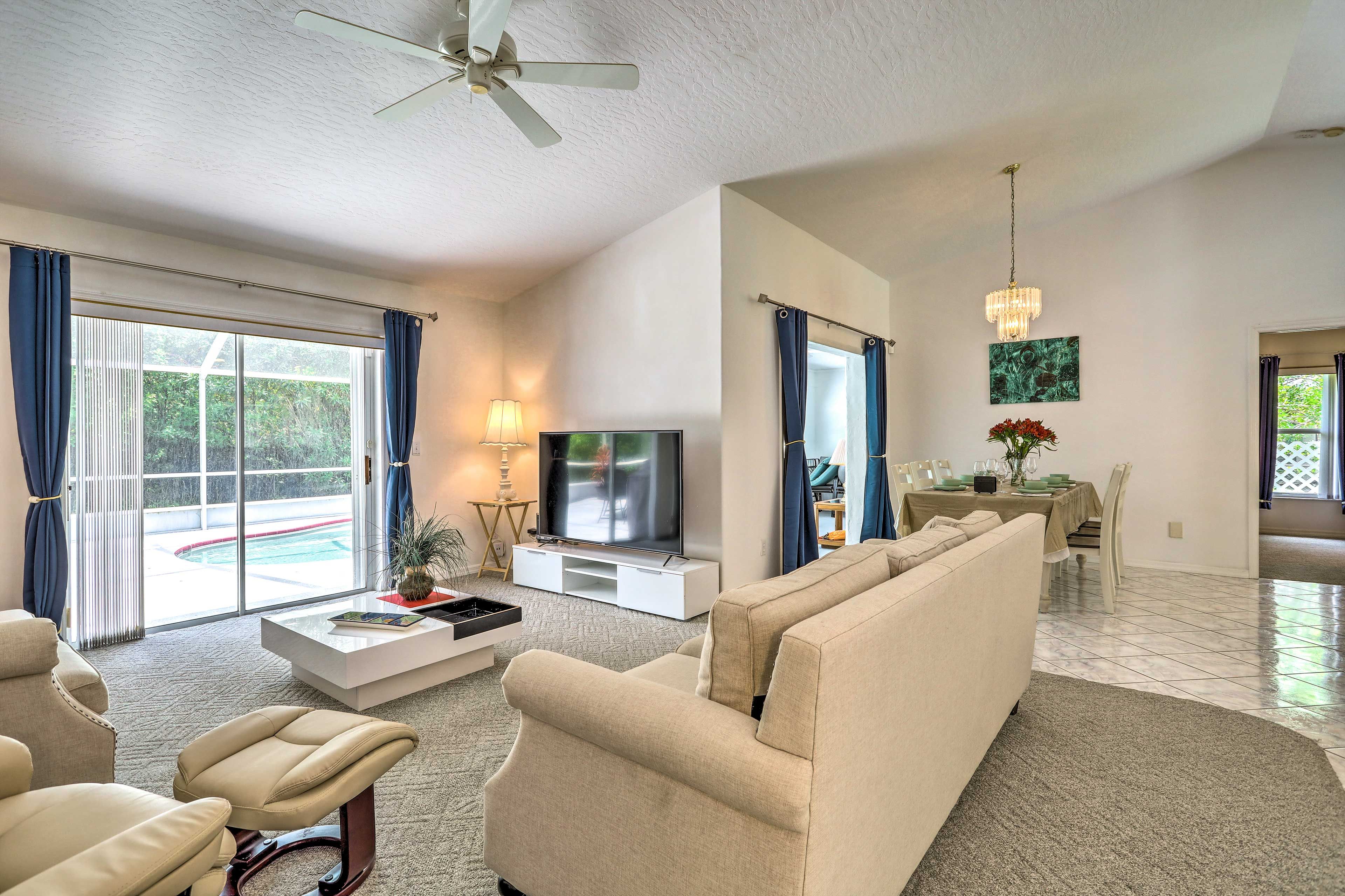 Living Room | Central Air Conditioning