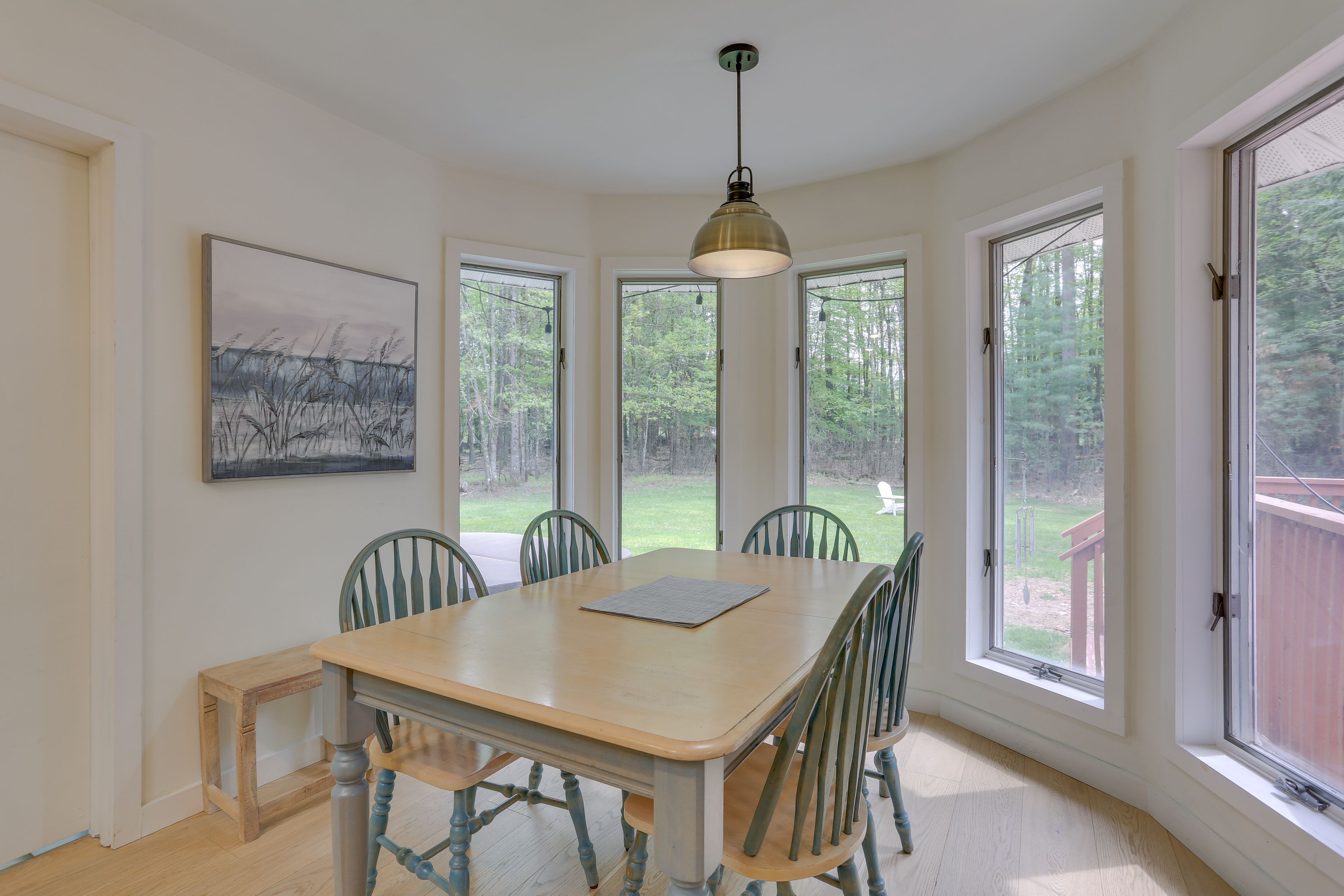 Dining Area | Dishware & Flatware