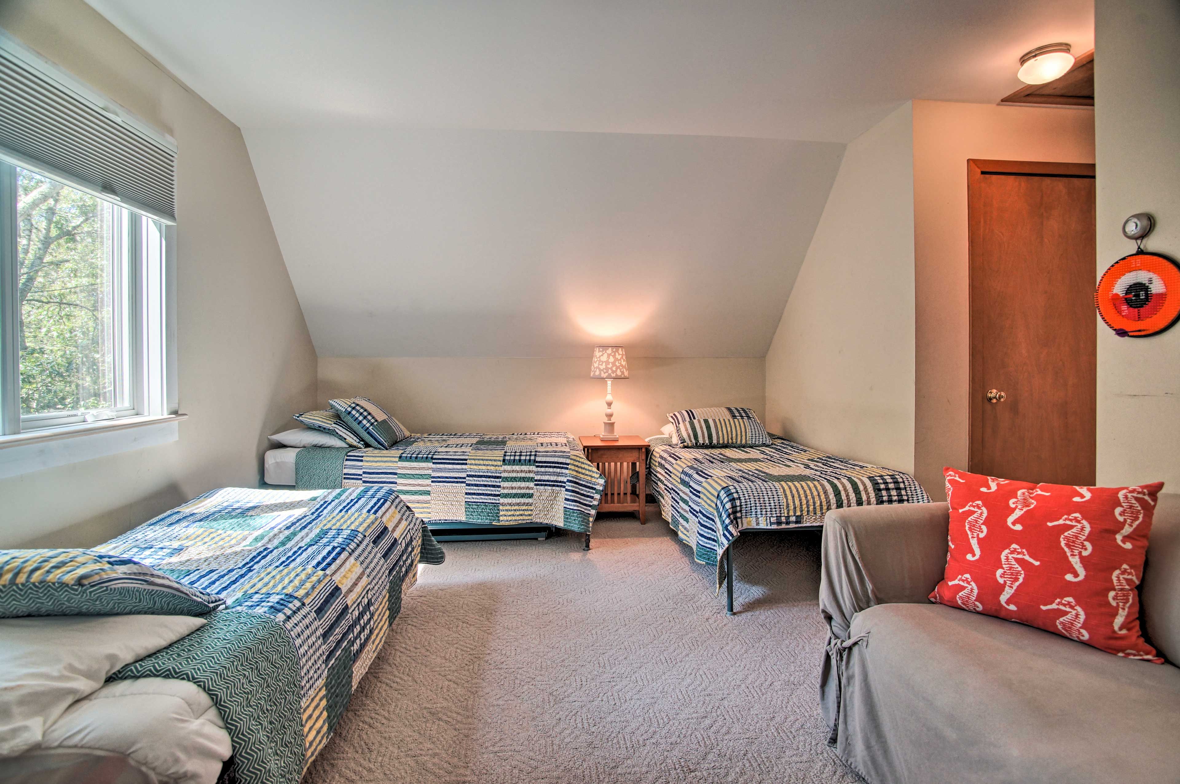Bedroom 3 | 4 Twin Beds | Queen Sleeper Sofa