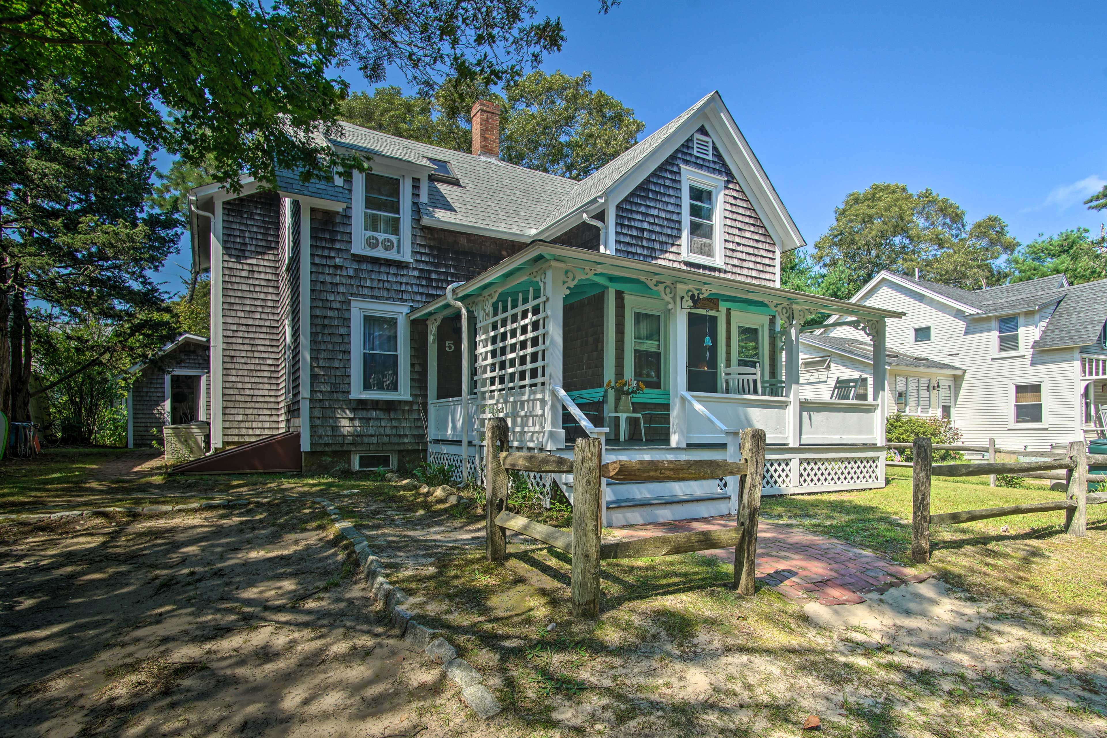 Home Exterior | Driveway Parking (2 Vehicles)