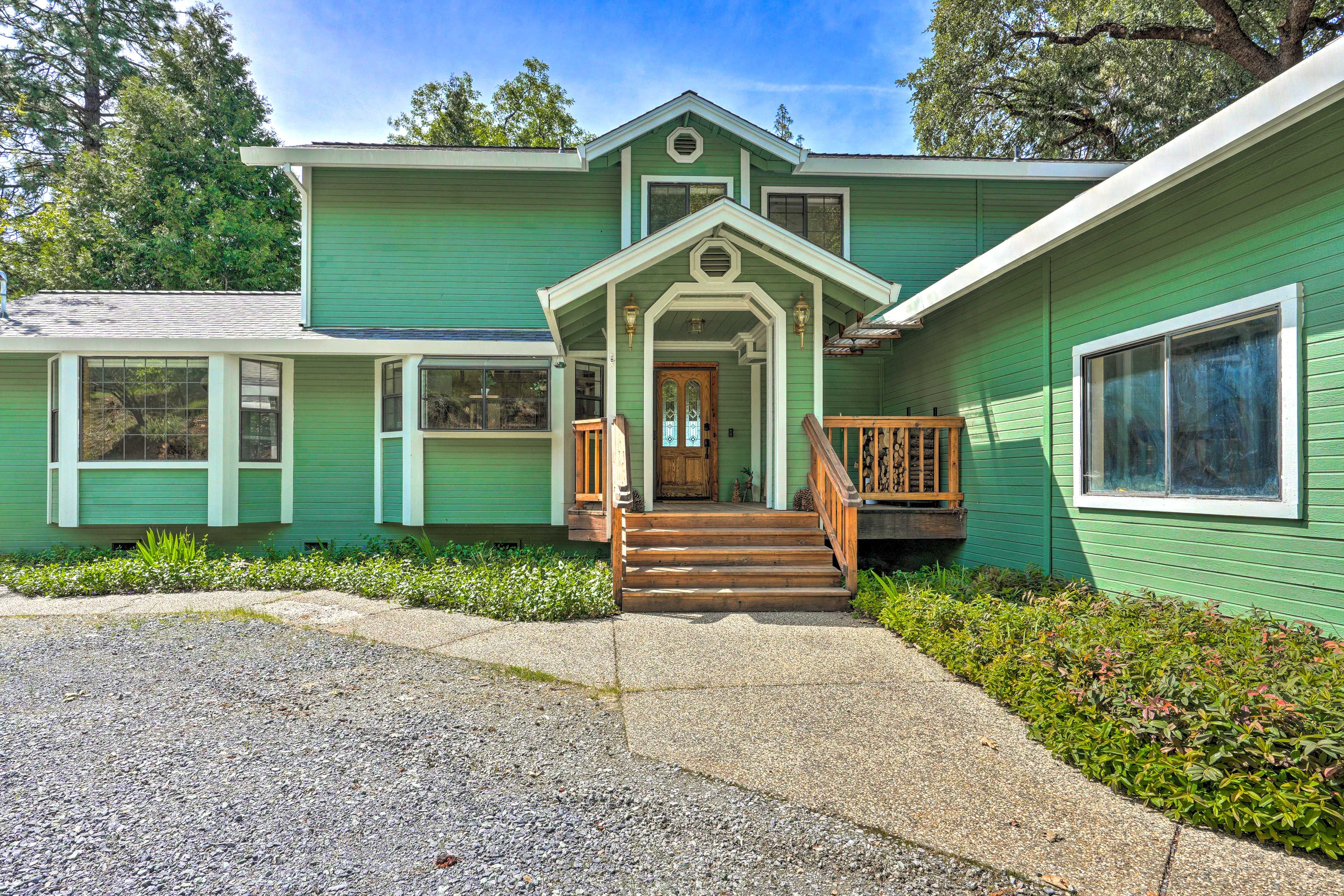 Home Exterior | Stairs Required