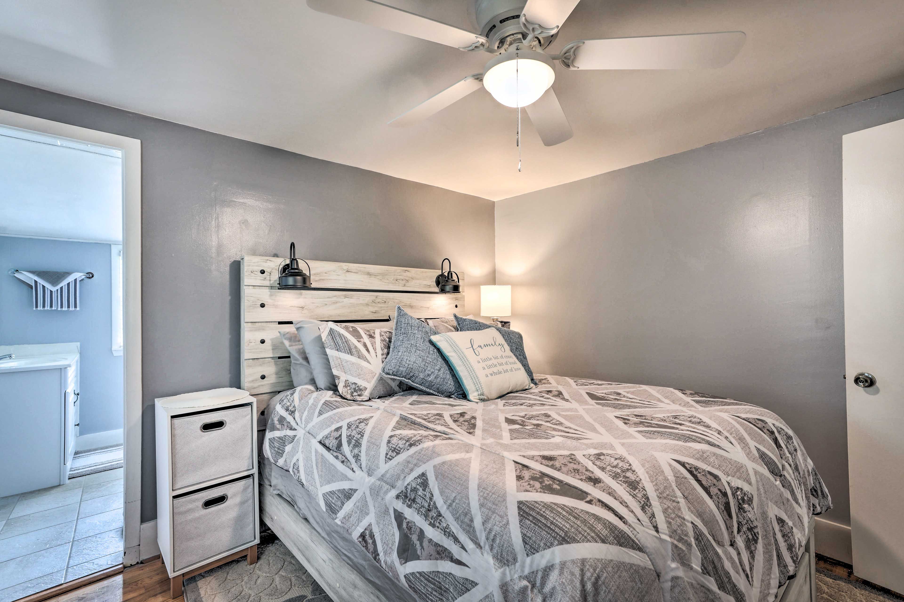 Bedroom 1 | Linens Provided