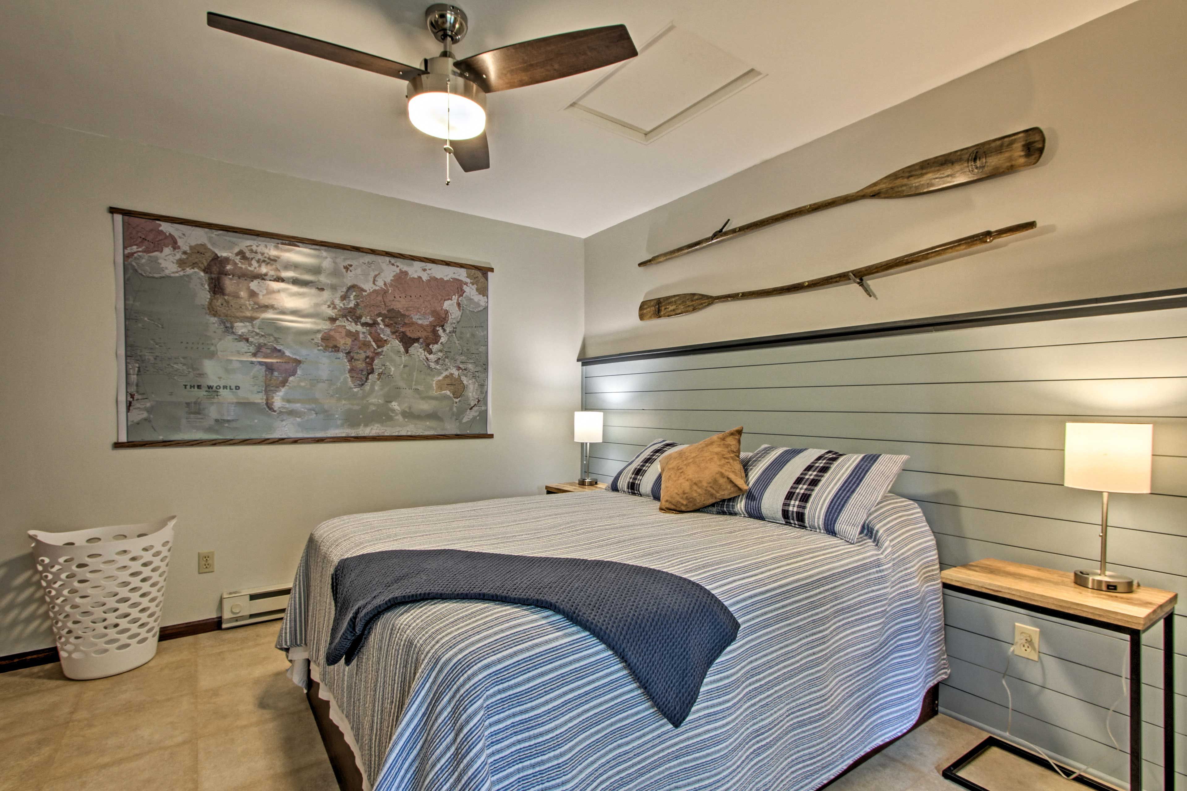 Studio | Queen Bed