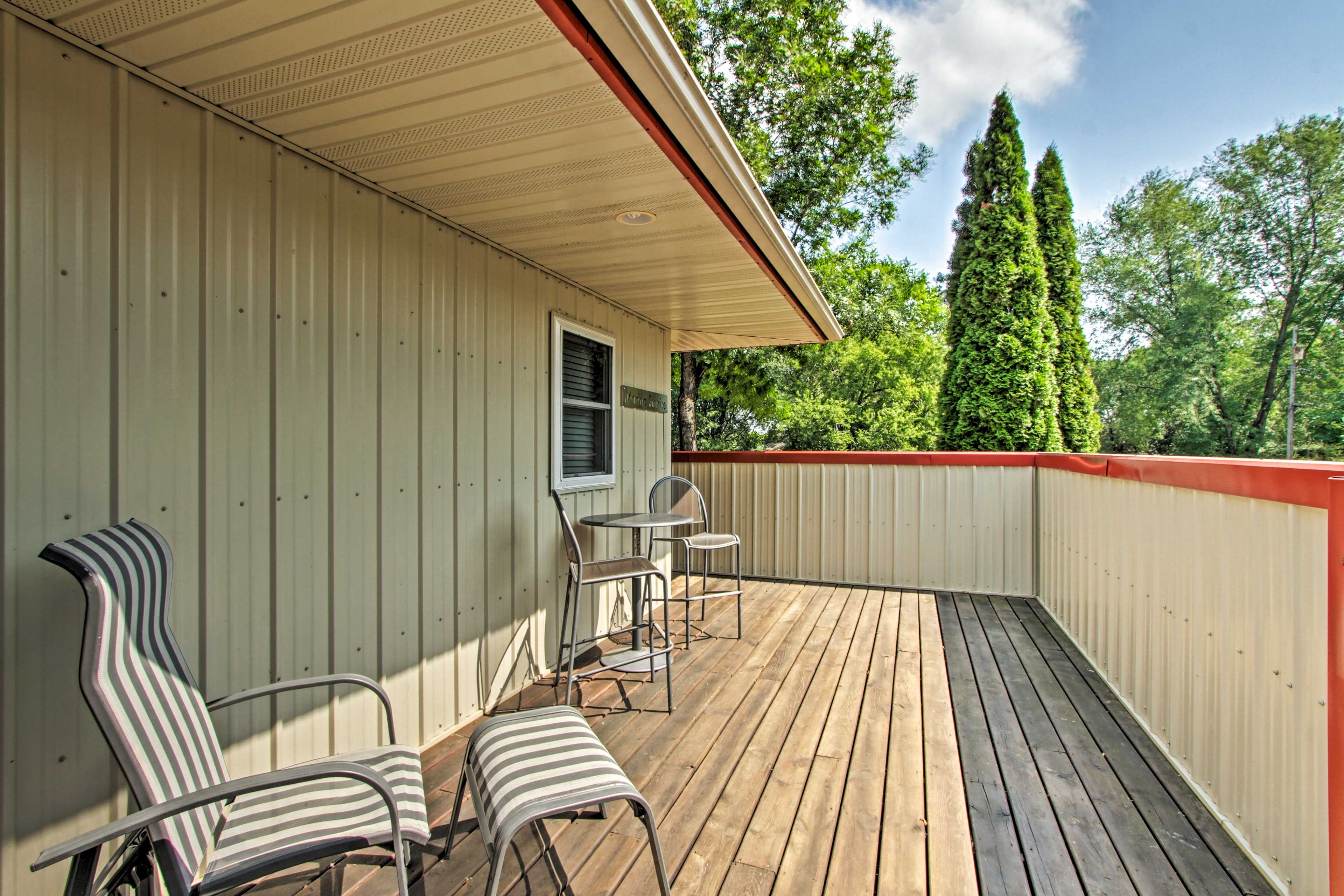 Private Deck