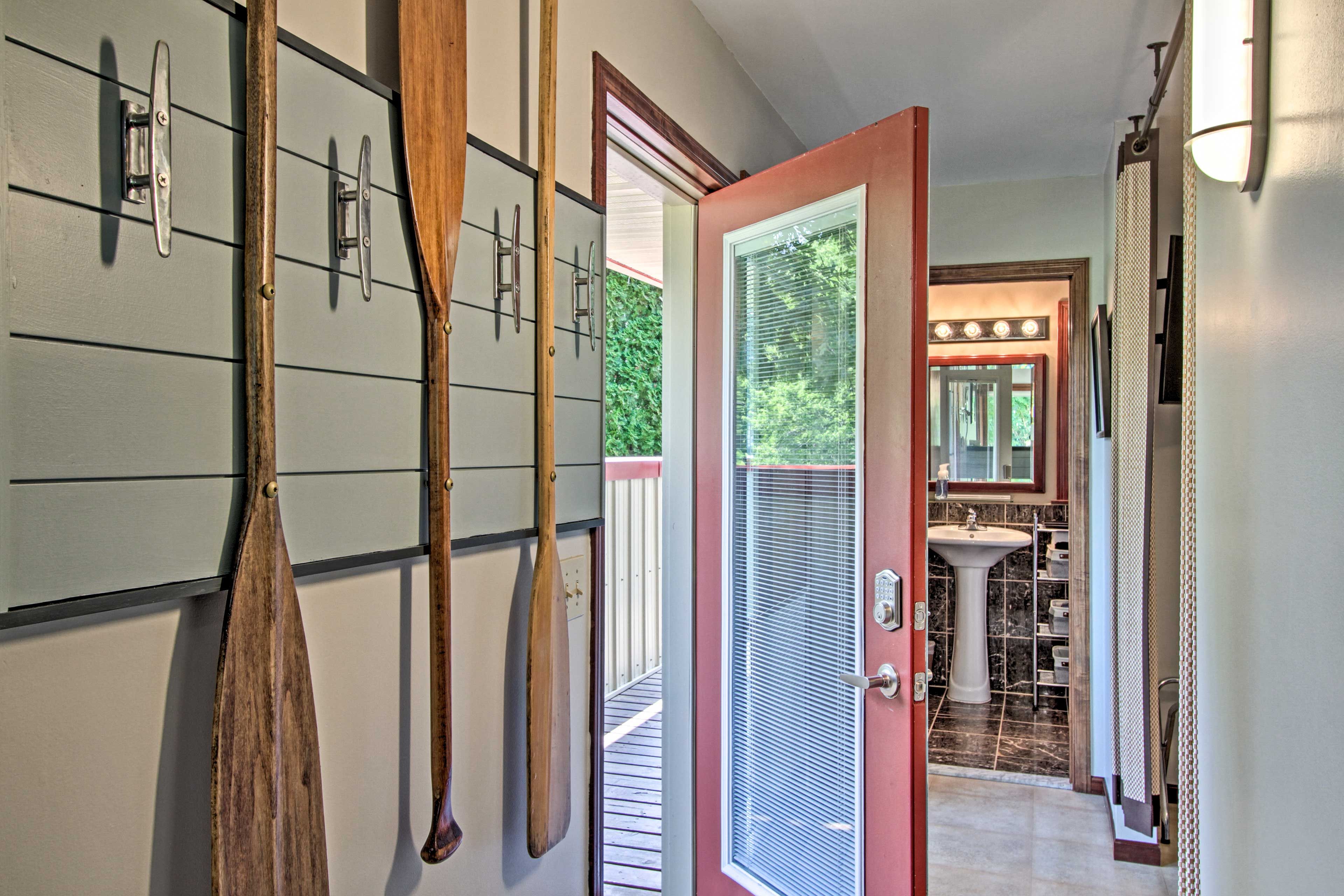 Studio Entryway | Keyless Entry | Stairs Required