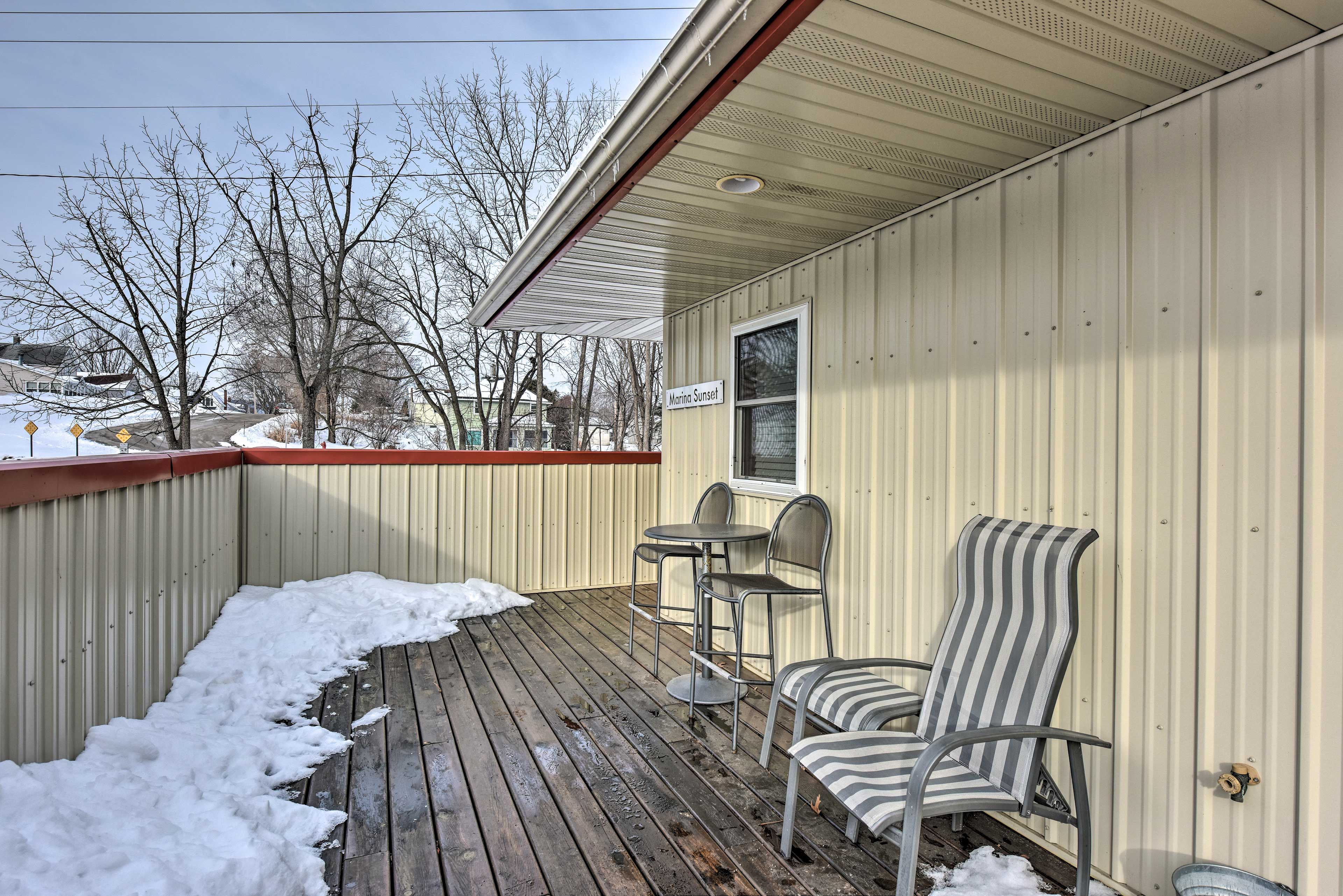 Private Deck