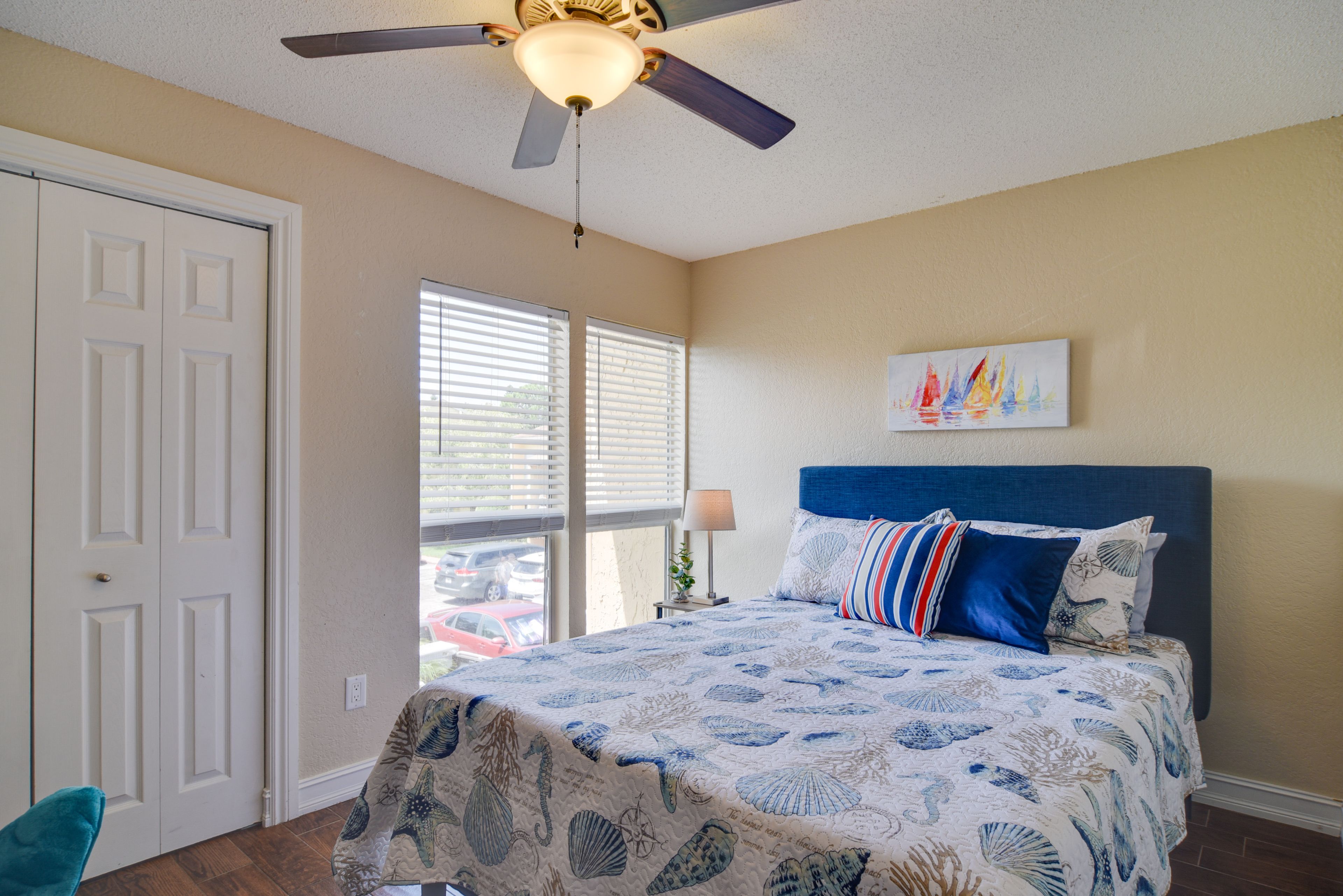 Bedroom 3 | Queen Bed