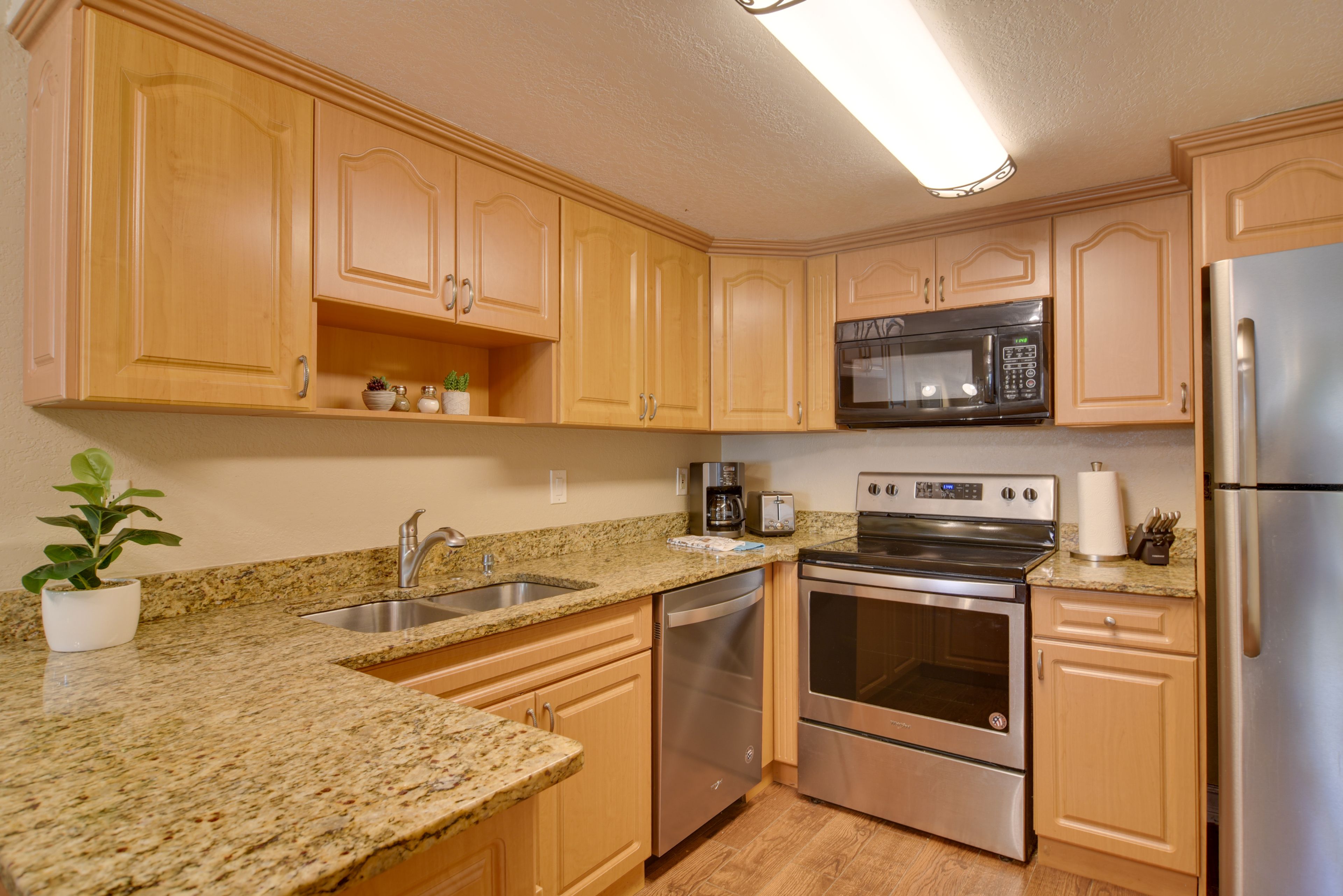Kitchen | Drip Coffee Maker | Toaster