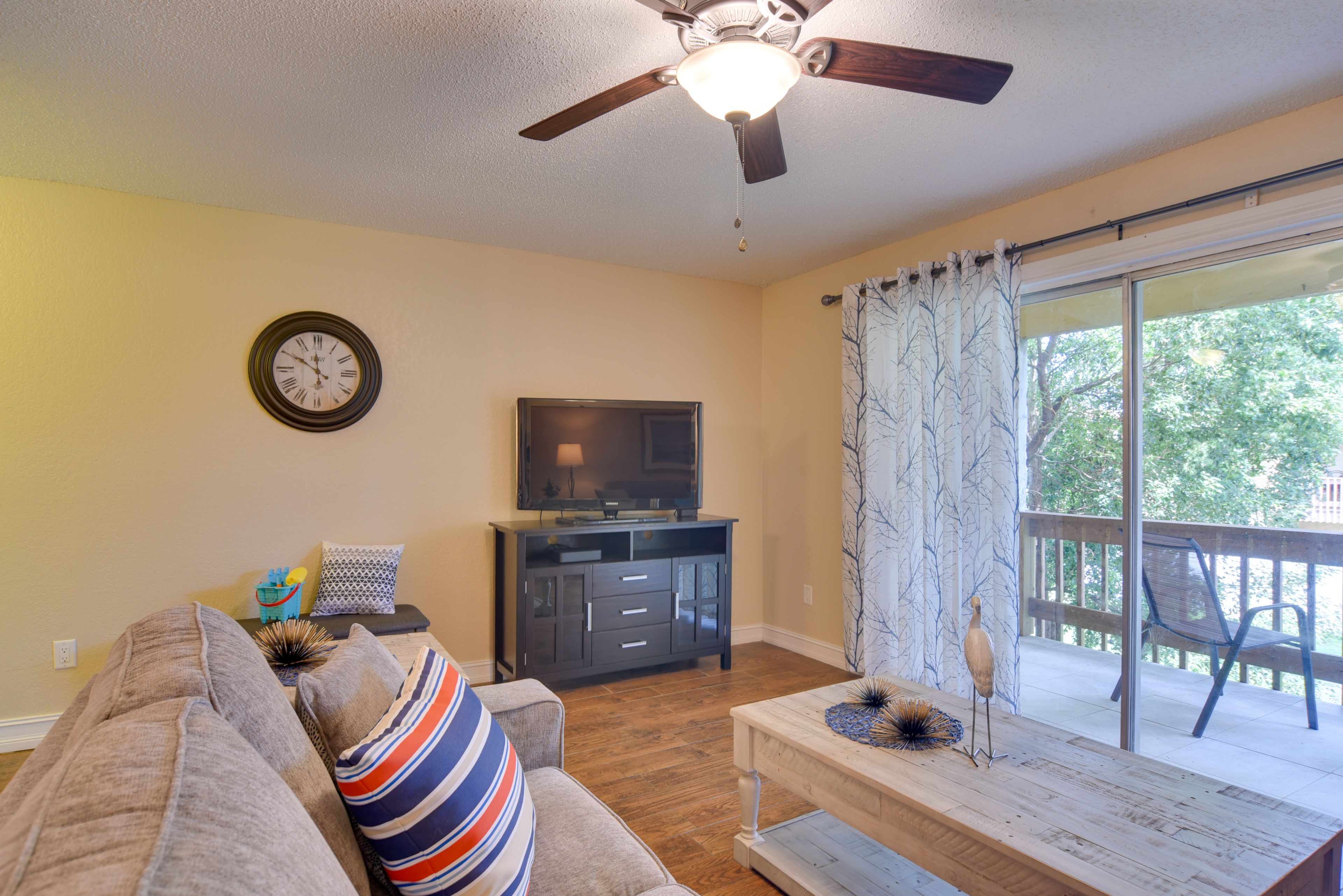 Sarasota Vacation Rental | 3BR | 2BA | 1,200 Sq Ft | Stairs Required