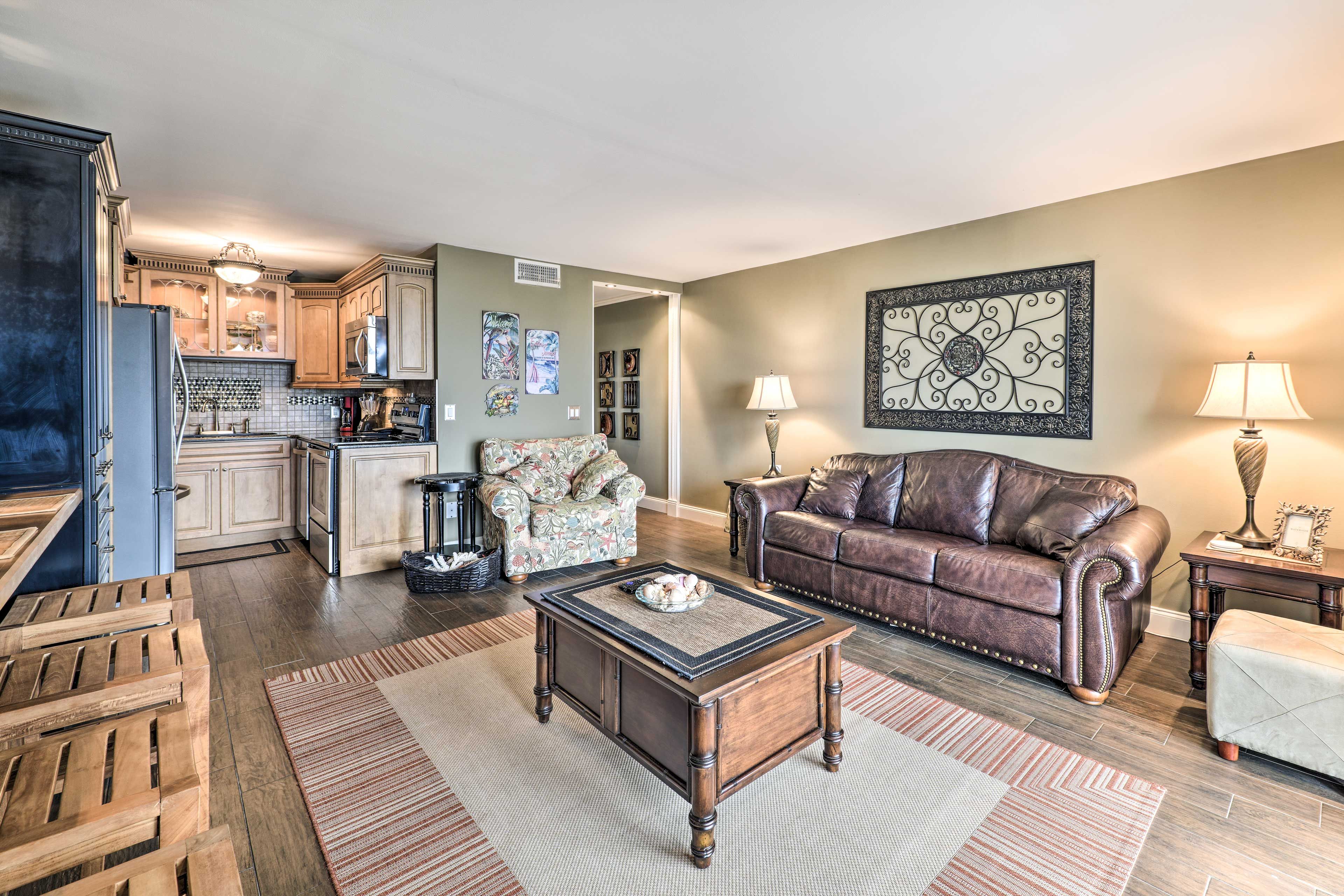 Main Living Space | Sleeper Sofa