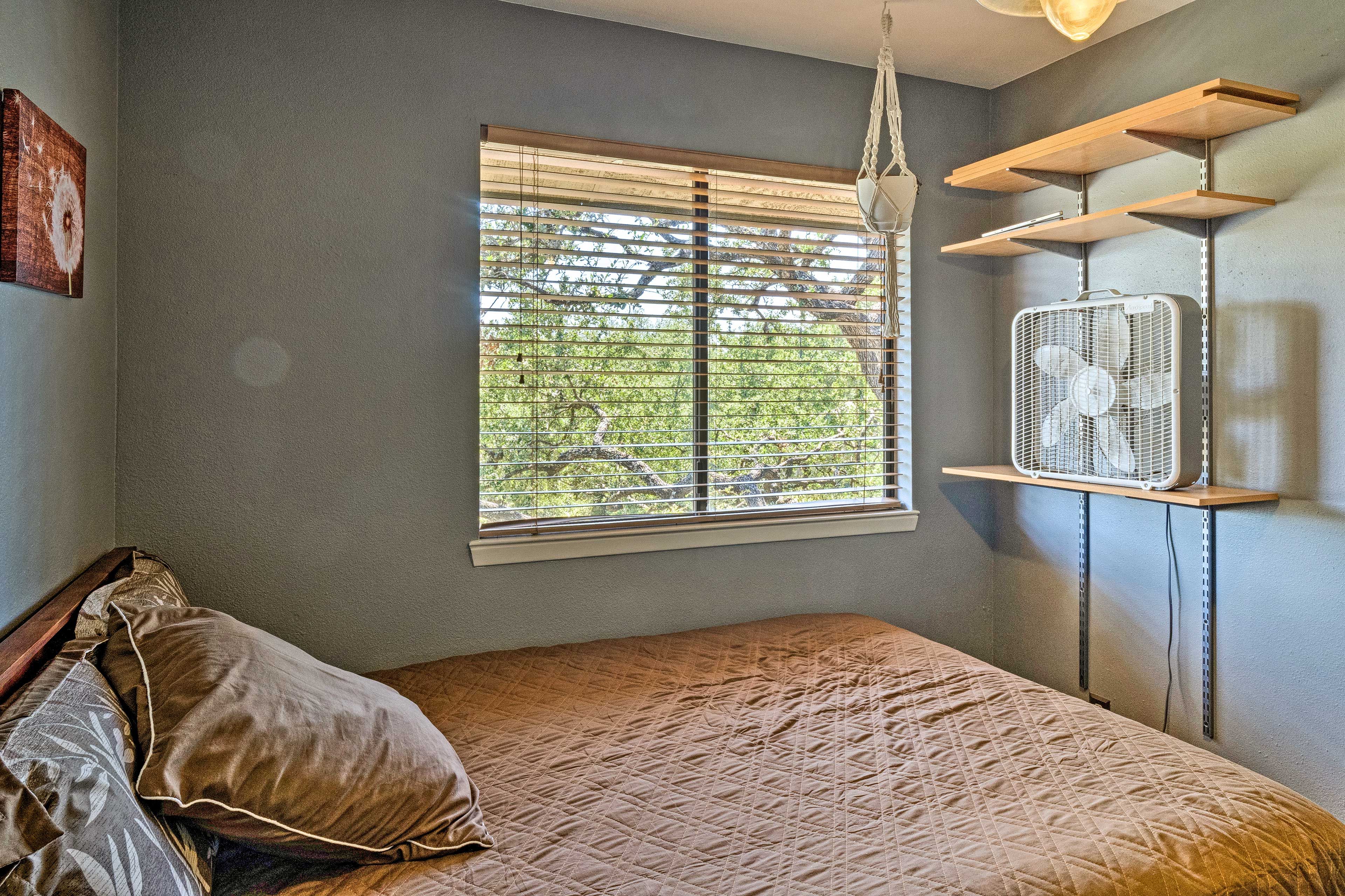 Bedroom 3 | Queen Bed | 2nd Floor