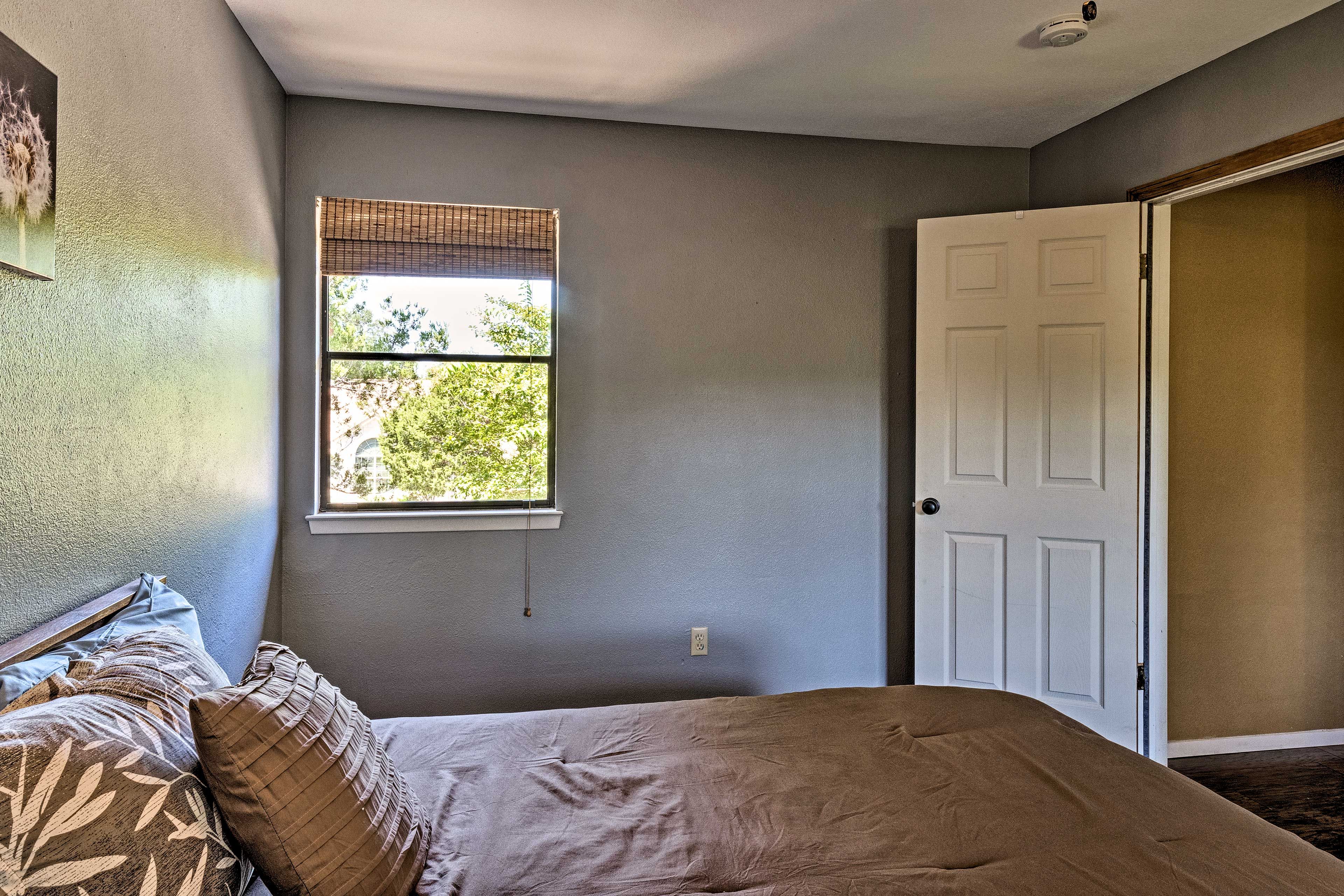Bedroom 2 | Towels Provided