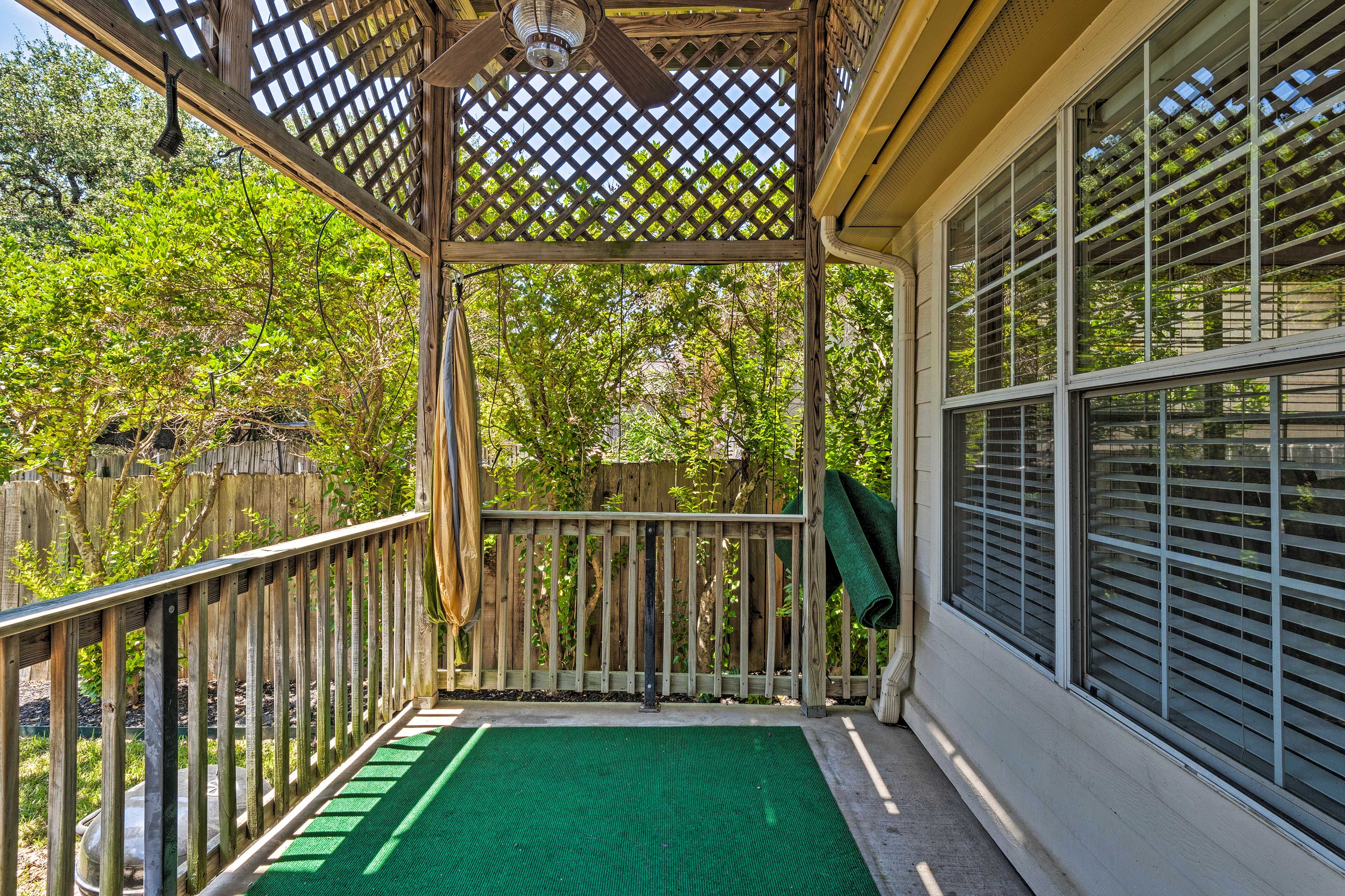 Covered Patio | Lounge Furniture