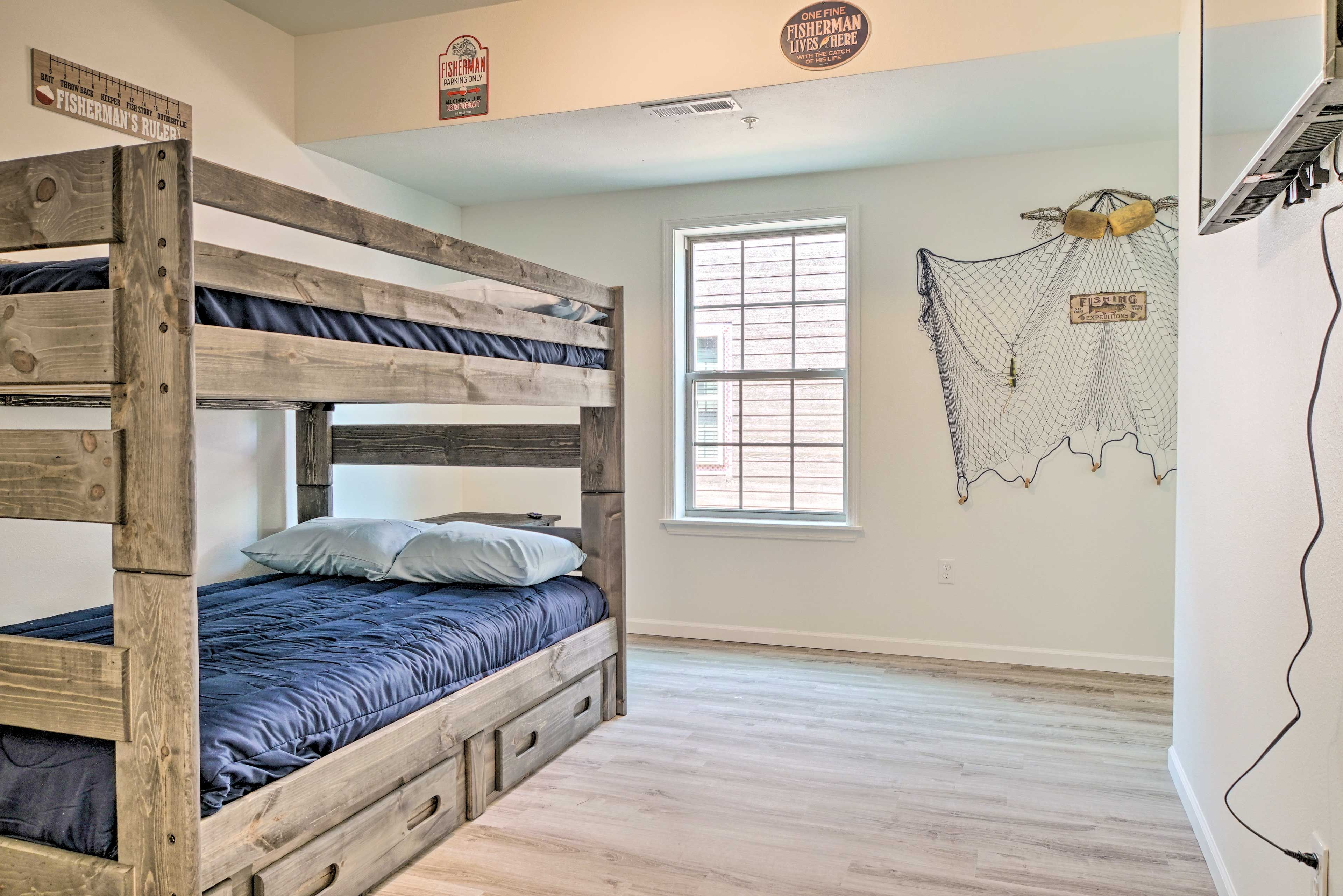 Bedroom 4 | Smart TV
