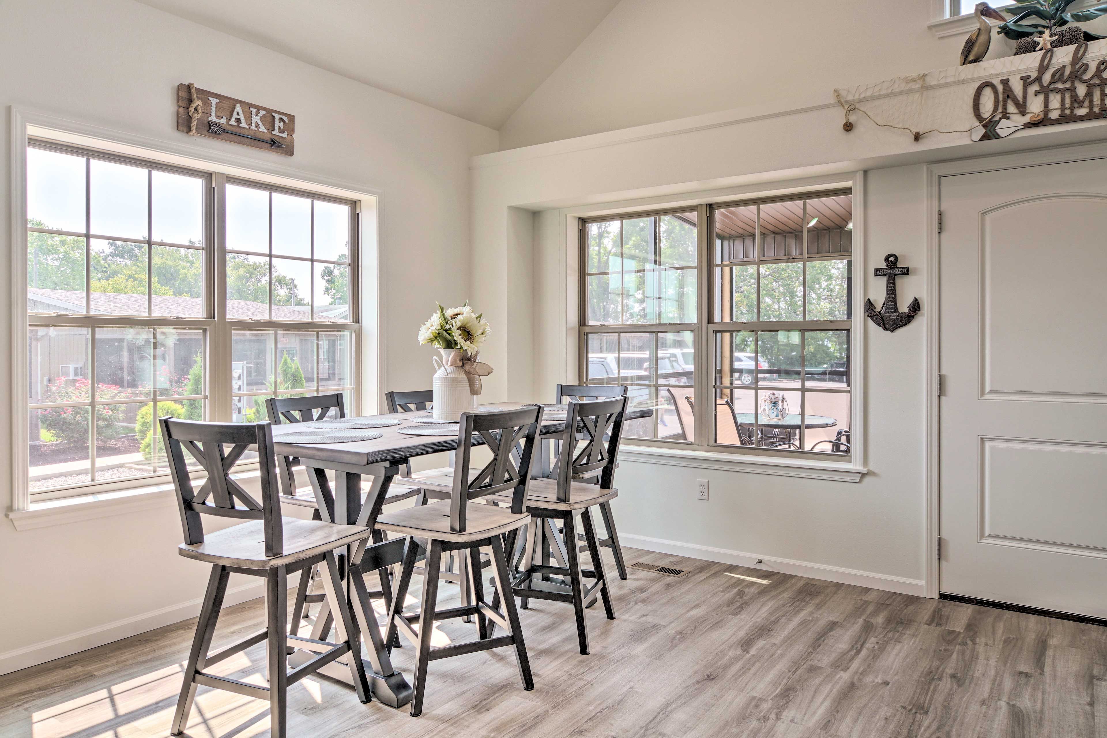 Indoor Dining Area | Dishware & Flatware Provided