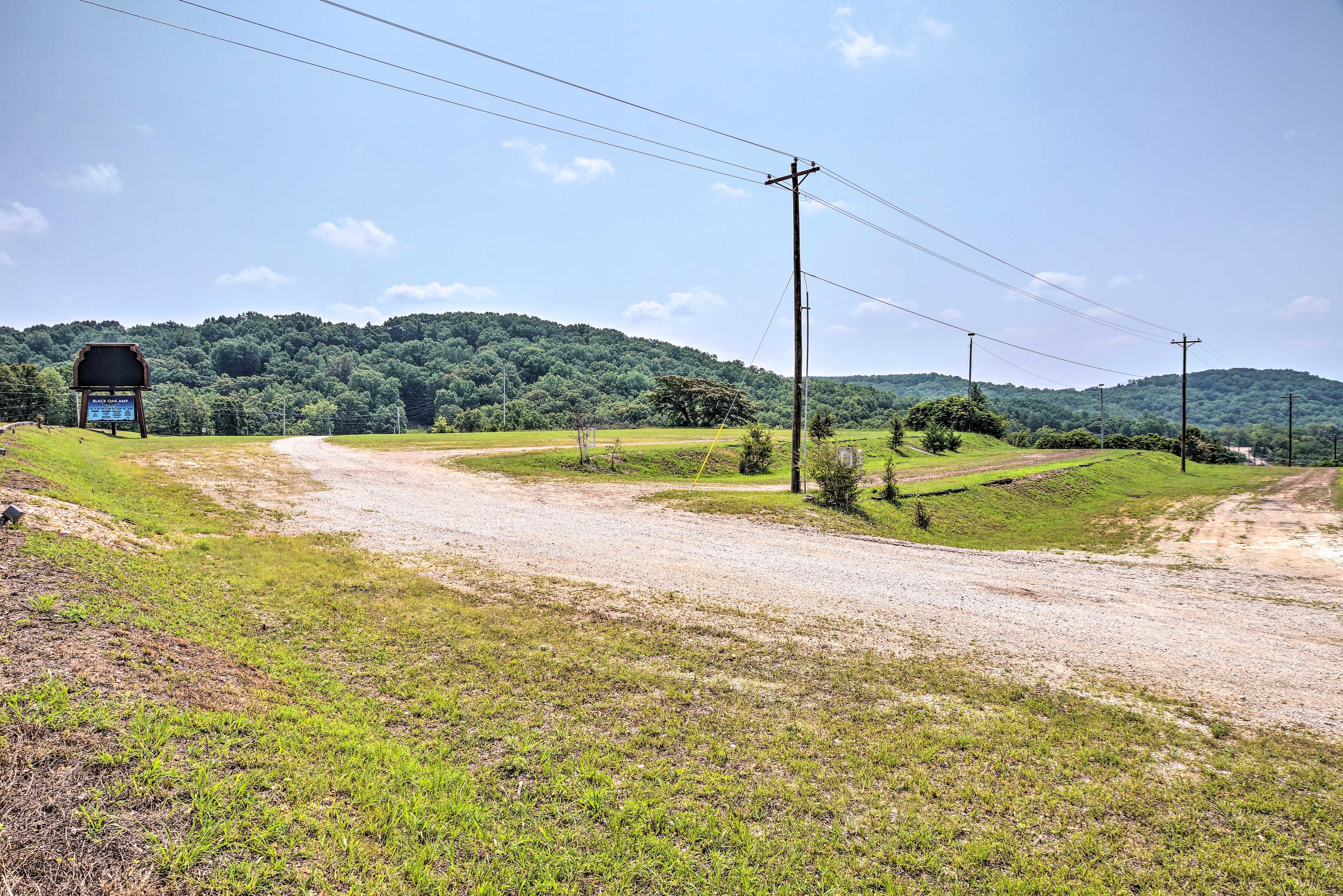 Surrounding Area | Black Oak Amphitheater