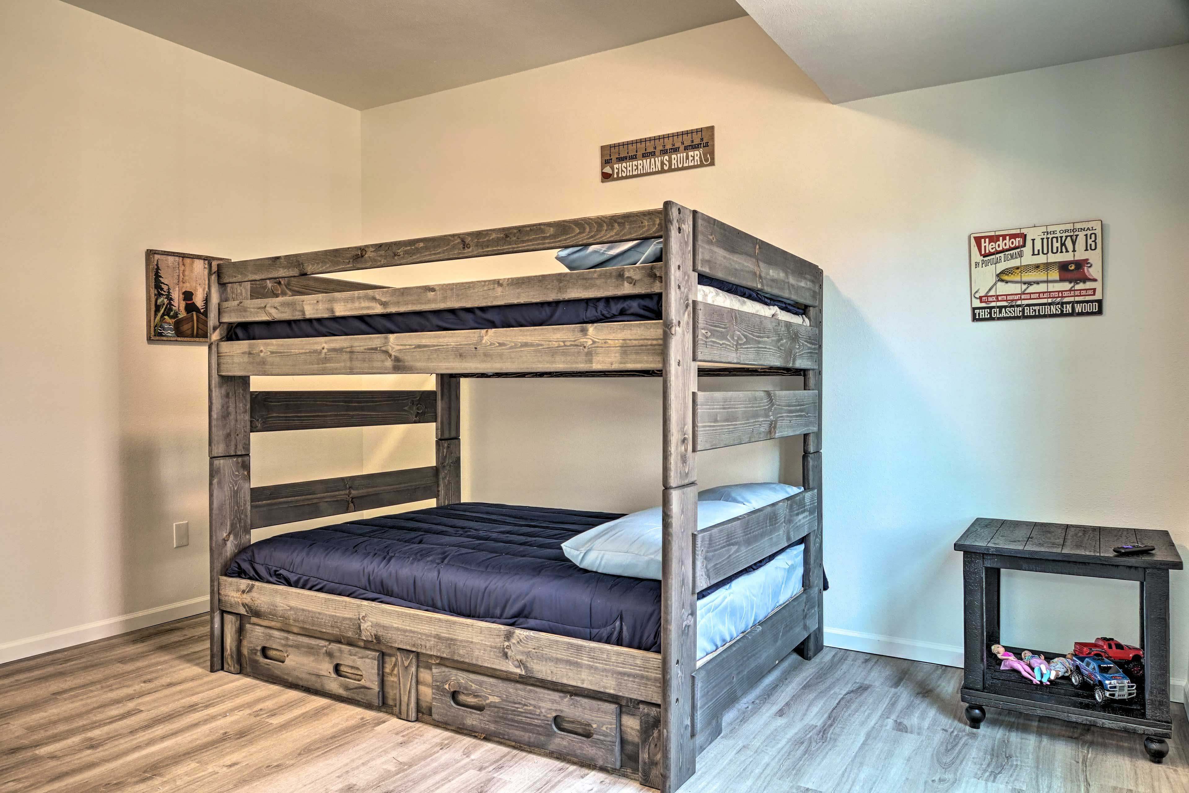 Bedroom 4 | Full Bunk Bed | 1st Level