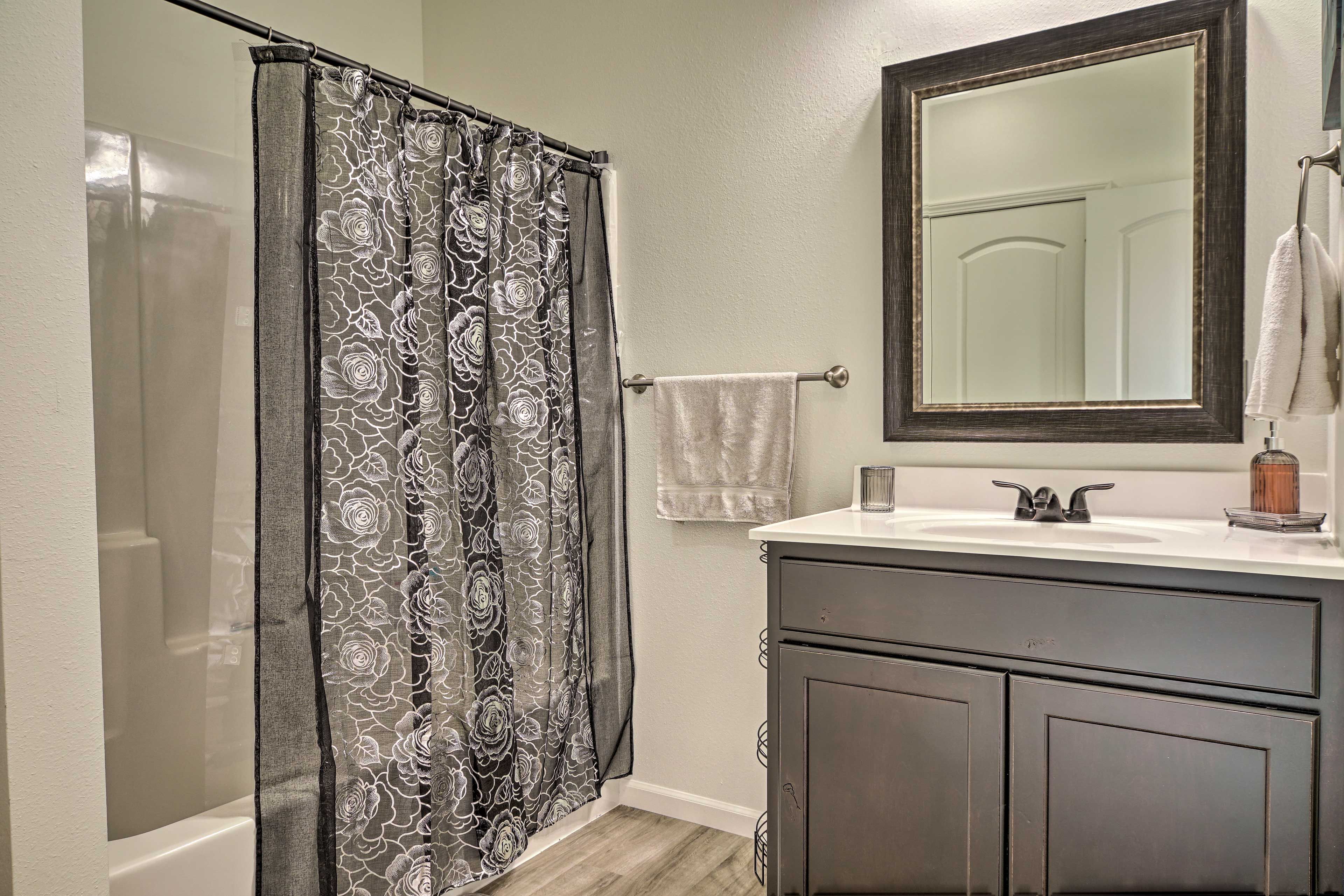 Bathroom | Towels Provided