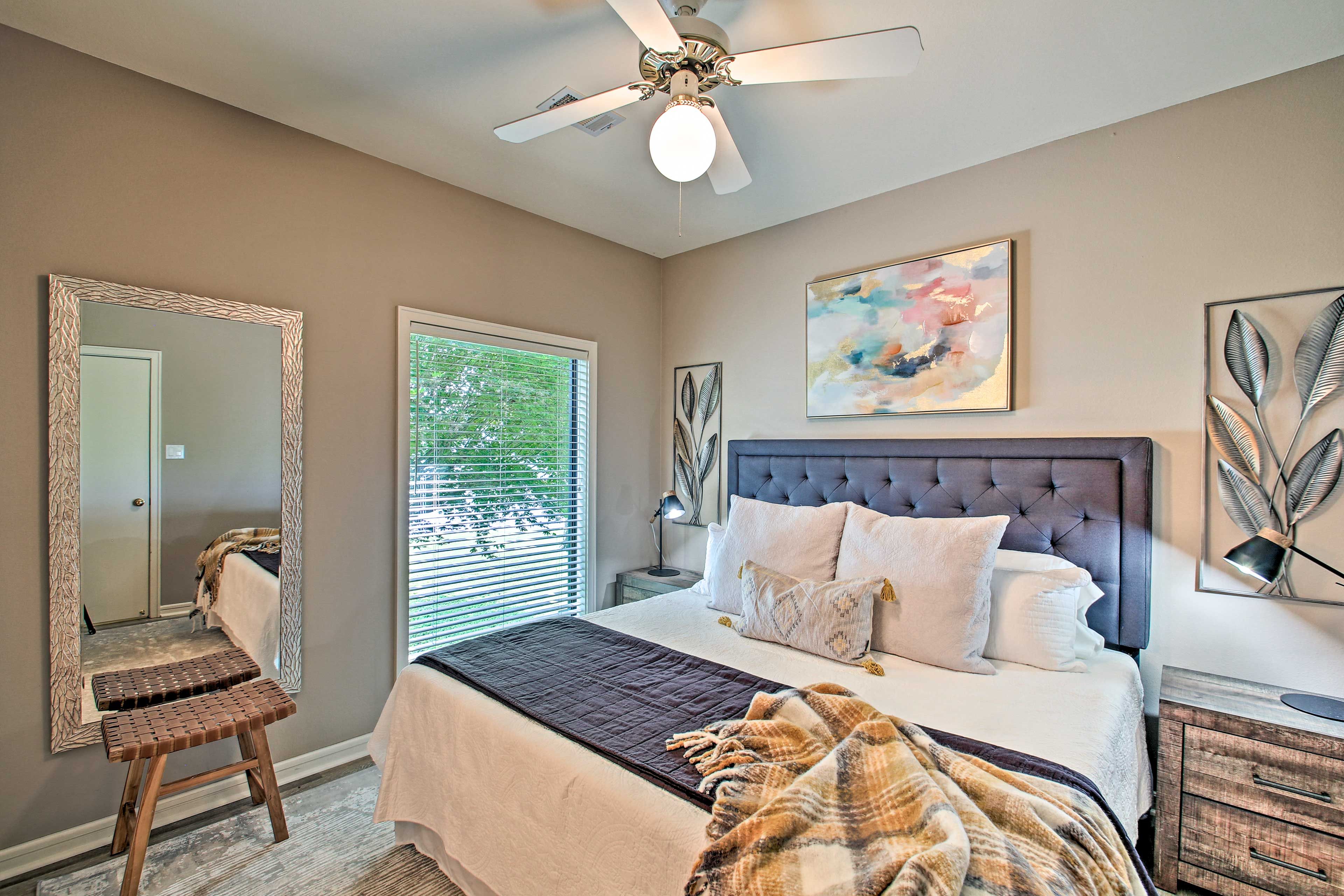 Bedroom 2 | King Bed | Walk-In Closet