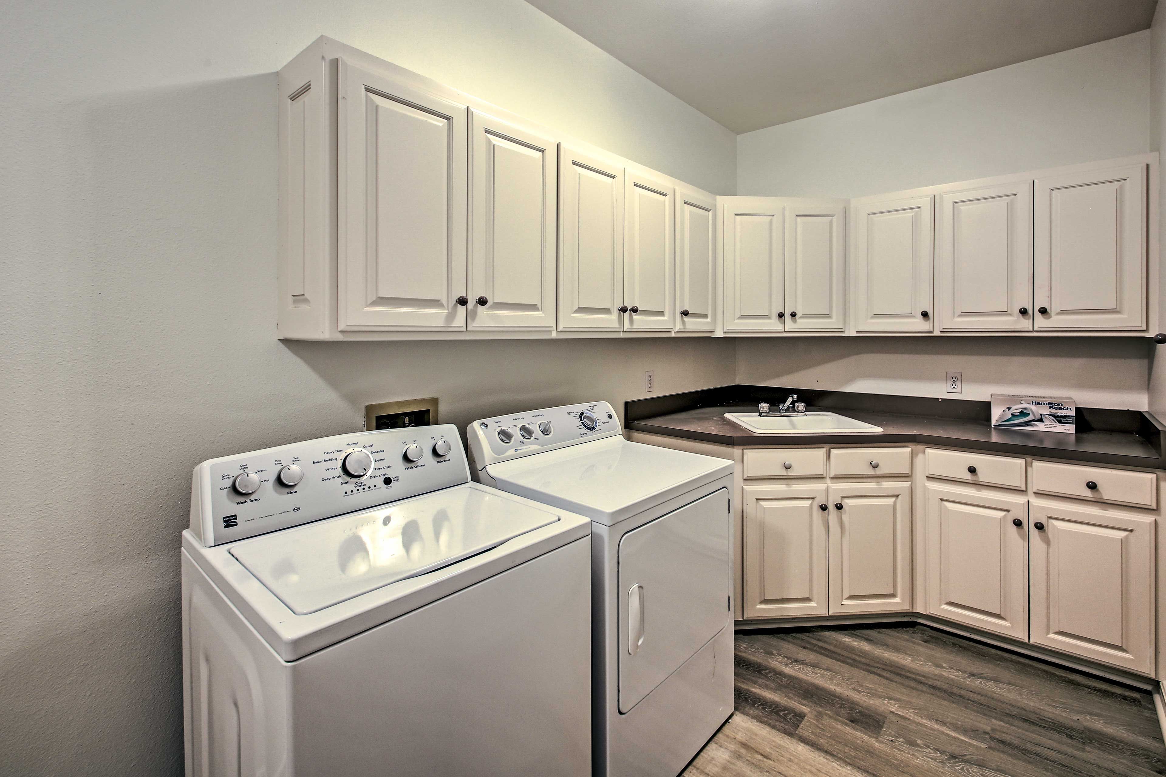 Washer & Dryer | Iron & Board